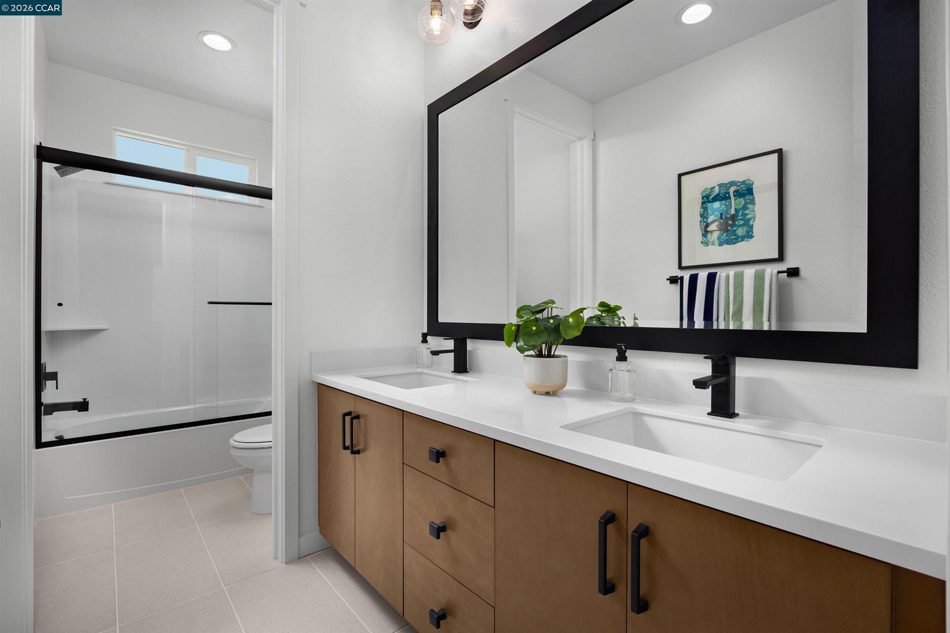 Detail Gallery Image 13 of 16 For 3588 Darnoch Ave., Lathrop,  CA 95330 - 4 Beds | 3/1 Baths