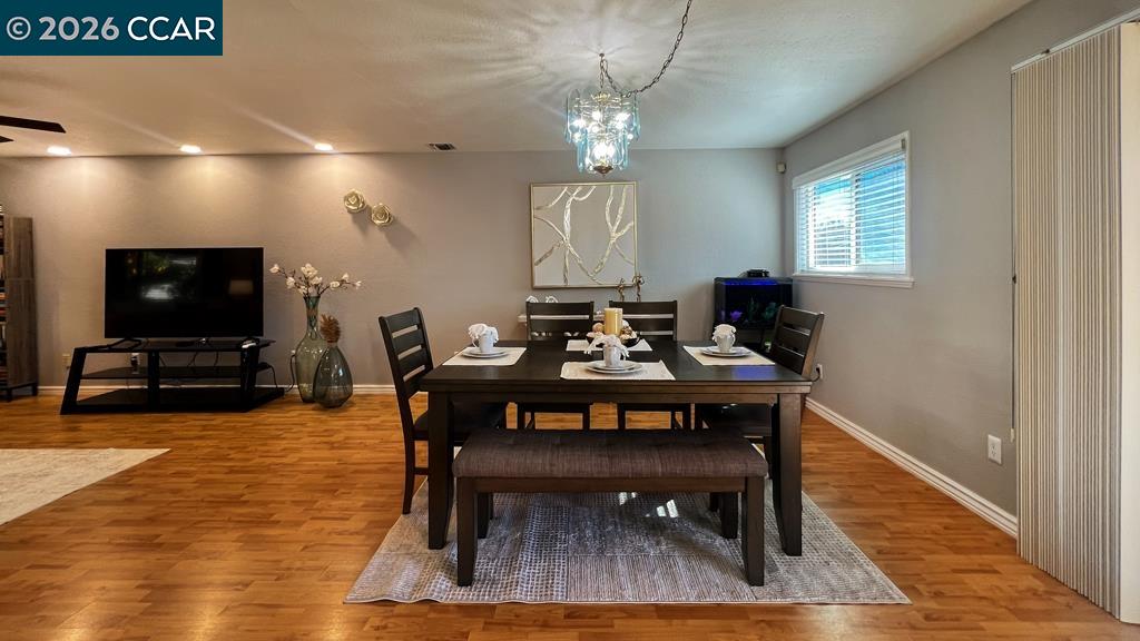 Detail Gallery Image 12 of 49 For 5510 Alaska Dr, Concord,  CA 94521 - 3 Beds | 2 Baths