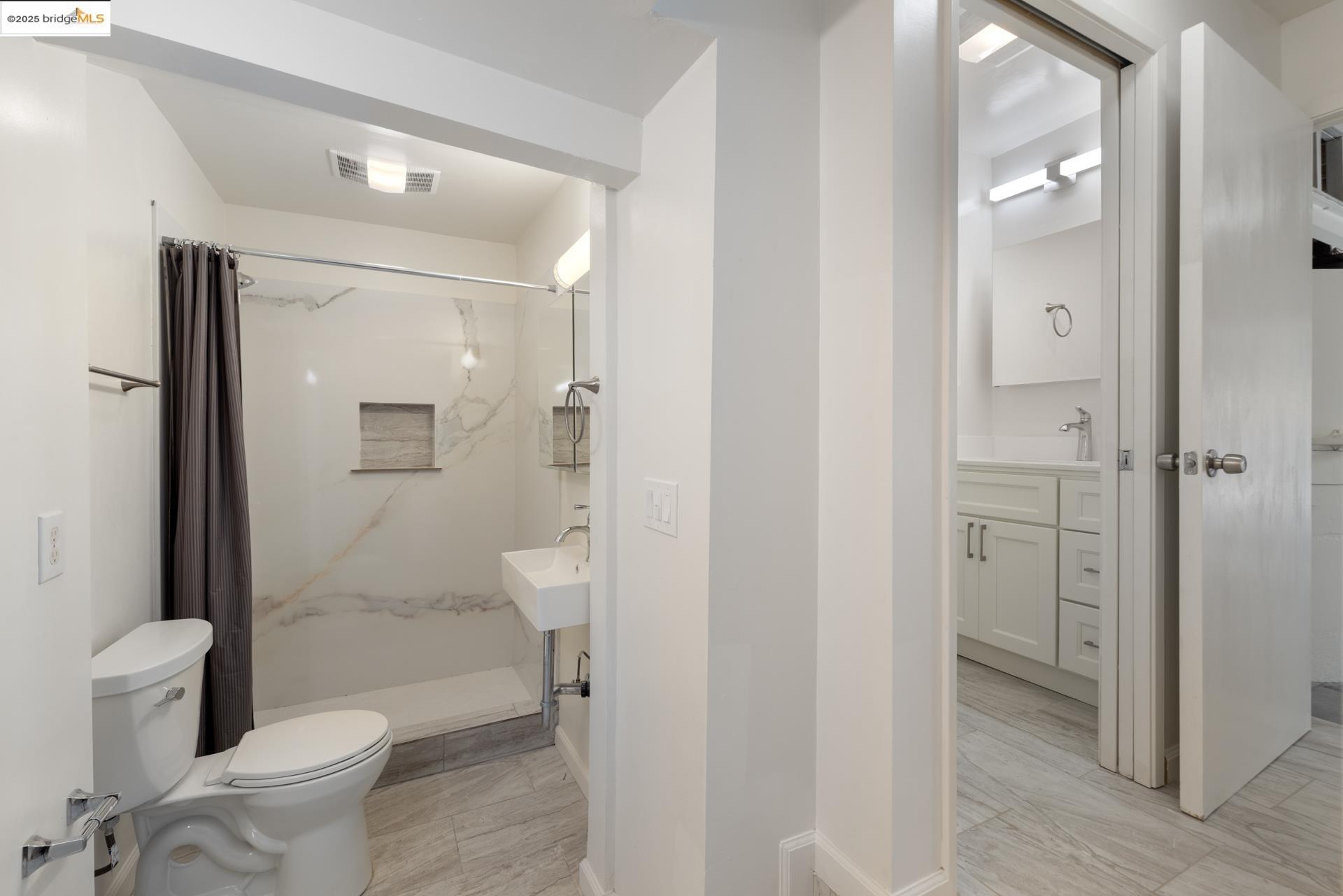 Detail Gallery Image 27 of 30 For 3403 Harlan St, Oakland,  CA 94608 - – Beds | – Baths