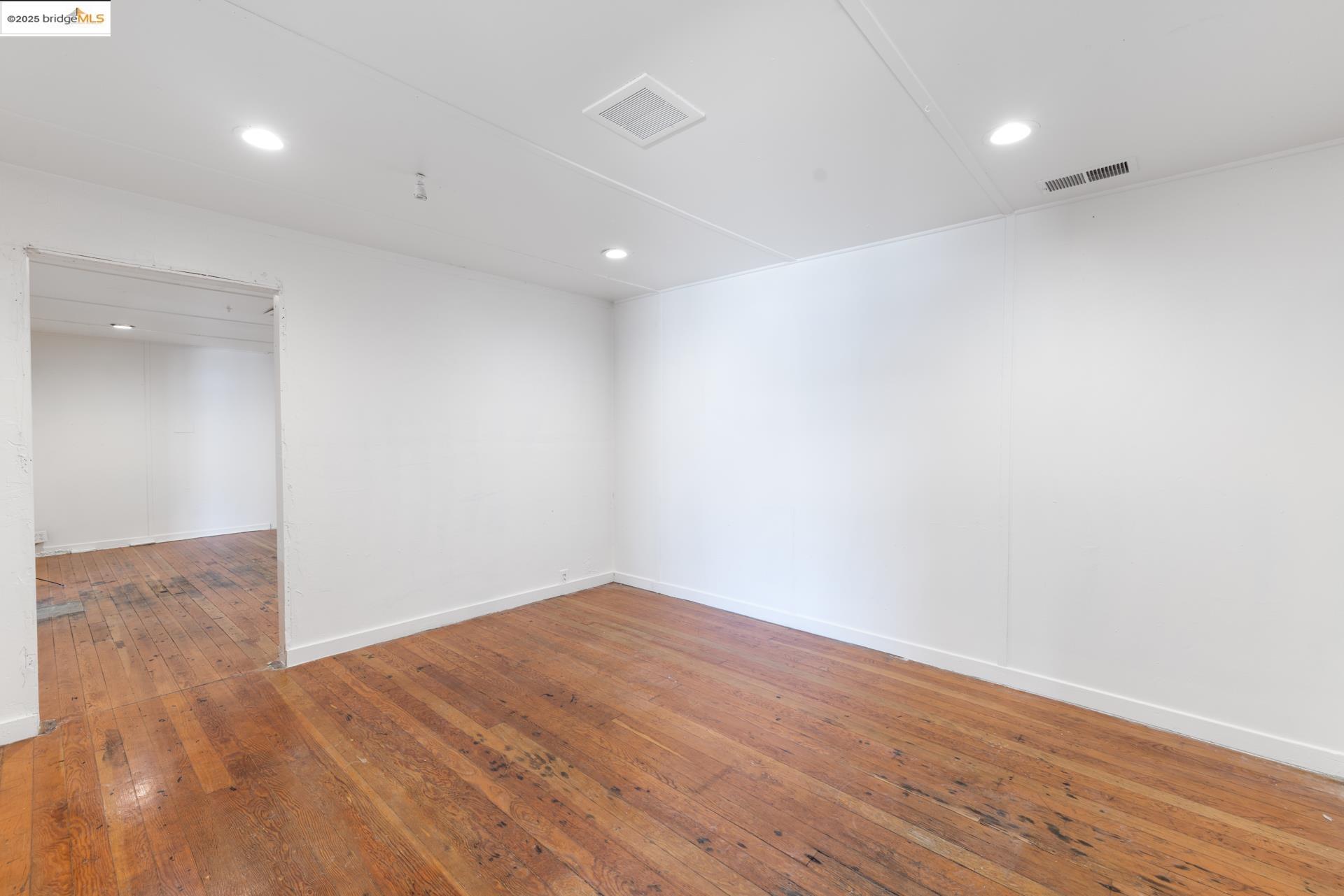 Detail Gallery Image 30 of 30 For 3403 Harlan St, Oakland,  CA 94608 - – Beds | – Baths