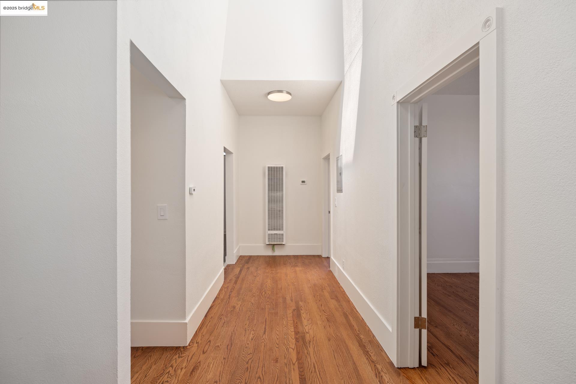 Detail Gallery Image 9 of 30 For 3403 Harlan St, Oakland,  CA 94608 - – Beds | – Baths