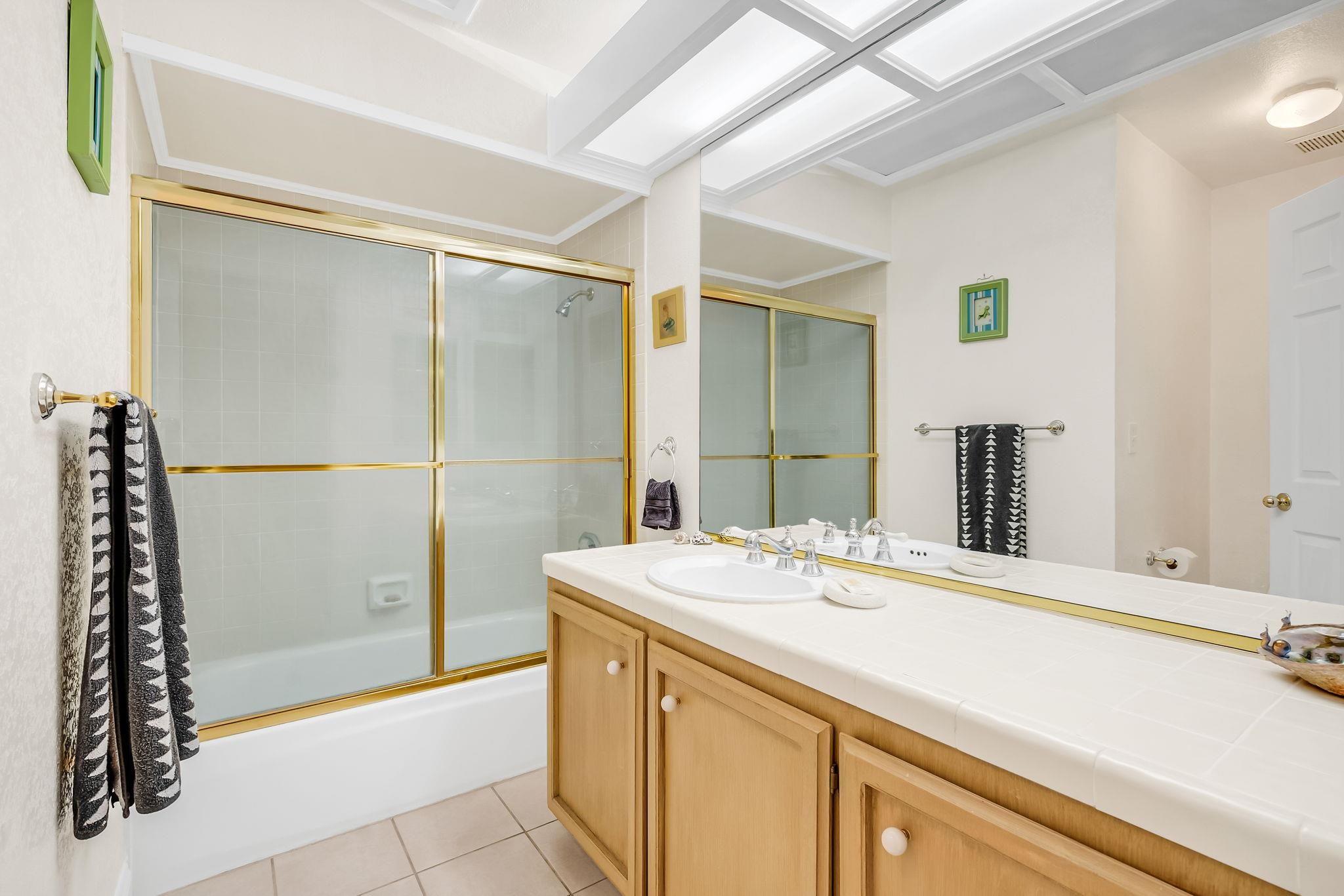 Detail Gallery Image 21 of 59 For 2102 Portside Court, Discovery Bay,  CA 94509-9999 - 3 Beds | 2 Baths