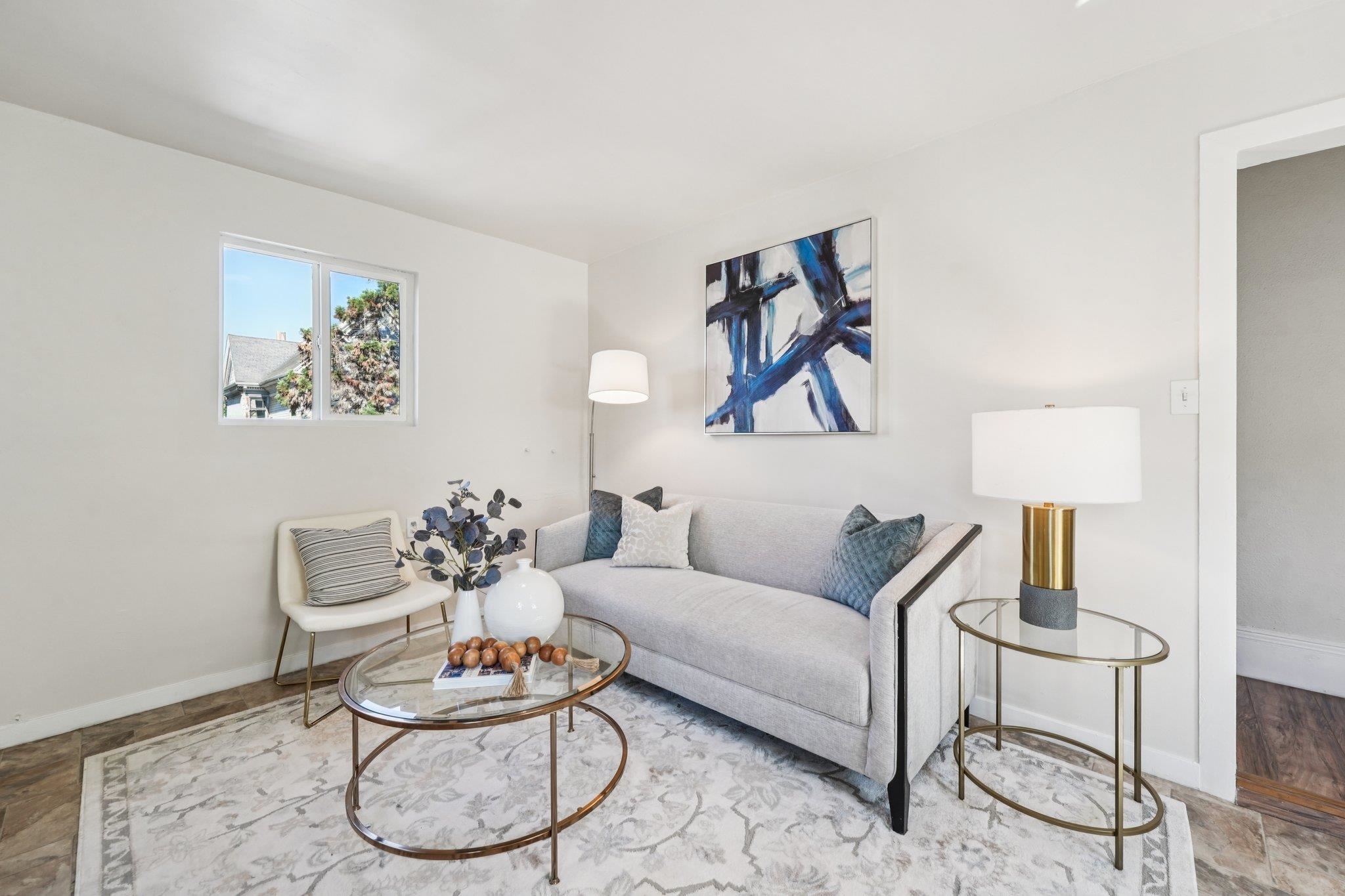 Detail Gallery Image 6 of 31 For 1549 5th Ave, Oakland,  CA 94606 - 4 Beds | 2 Baths