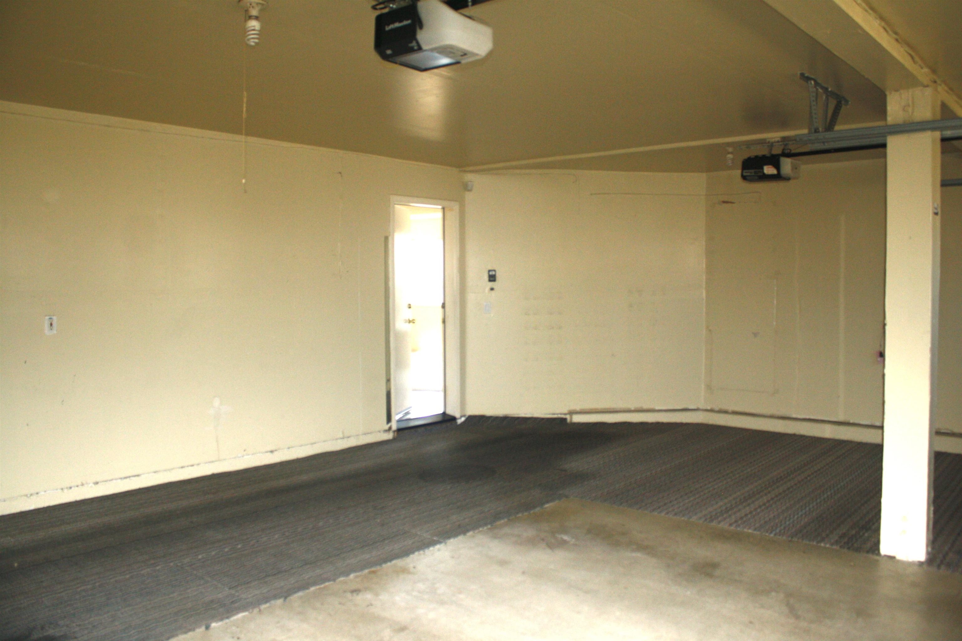 Detail Gallery Image 31 of 33 For 2011 Agate Ct, Vallejo,  CA 94591 - 5 Beds | 3 Baths