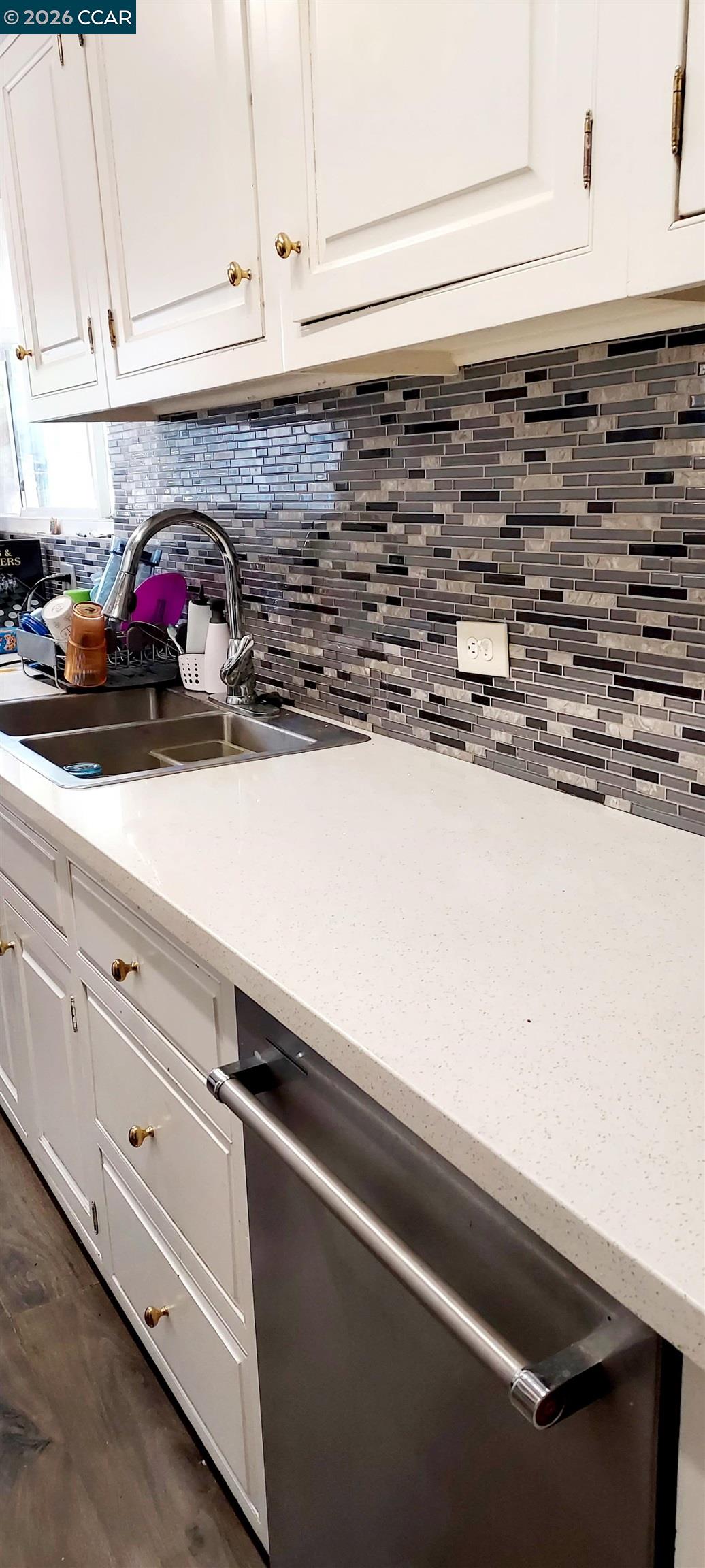 Detail Gallery Image 5 of 20 For 1712 Oakmead Dr, Concord,  CA 94520 - 3 Beds | 2 Baths