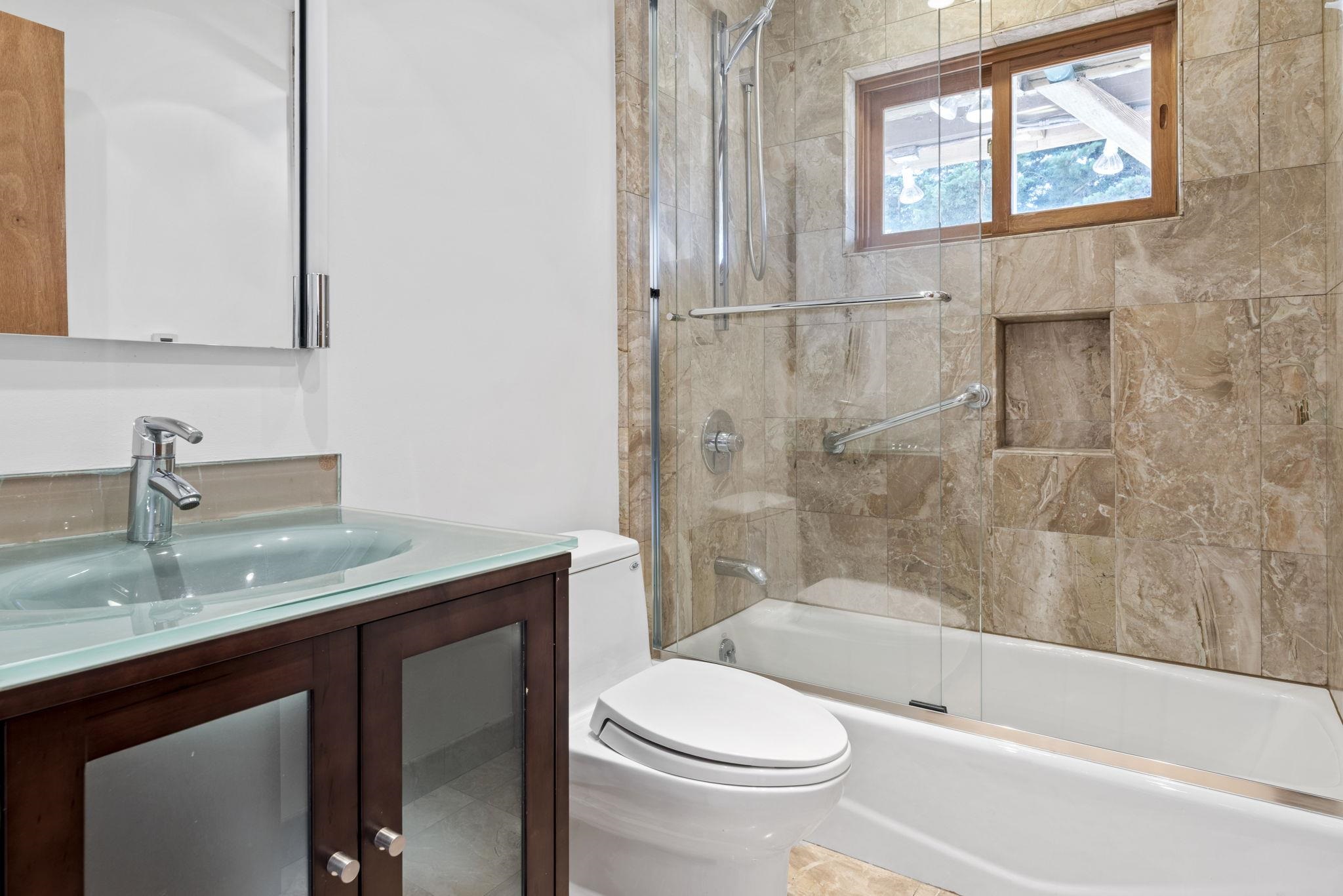 Detail Gallery Image 21 of 60 For 260 Amber Dr, San Francisco,  CA 94131 - 5 Beds | 3 Baths