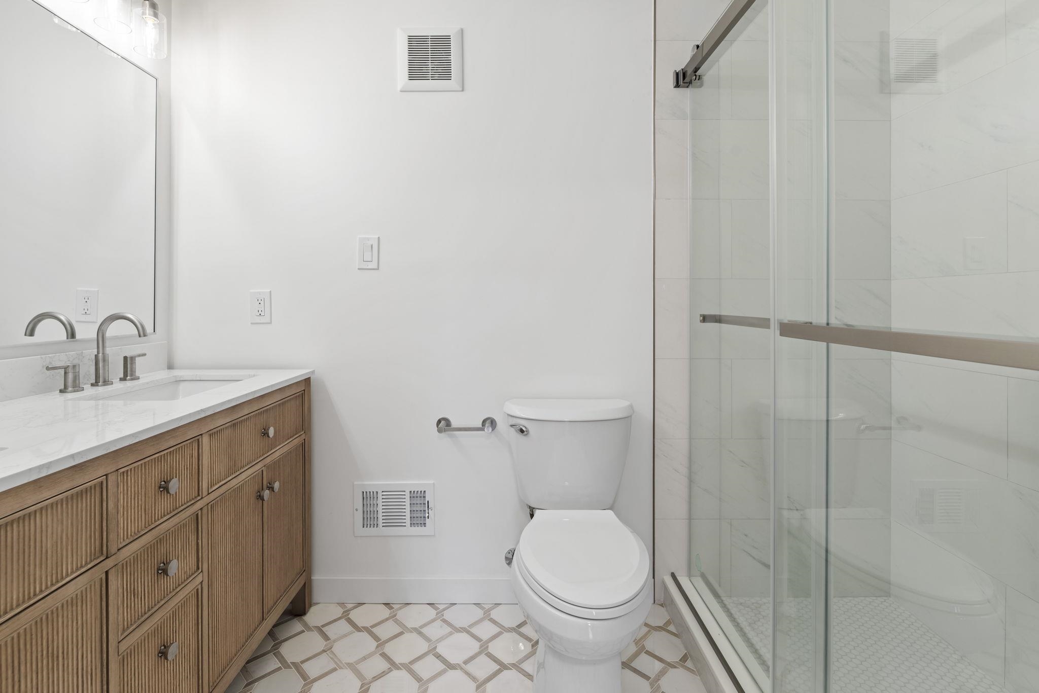 Detail Gallery Image 45 of 60 For 260 Amber Dr, San Francisco,  CA 94131 - 5 Beds | 3 Baths