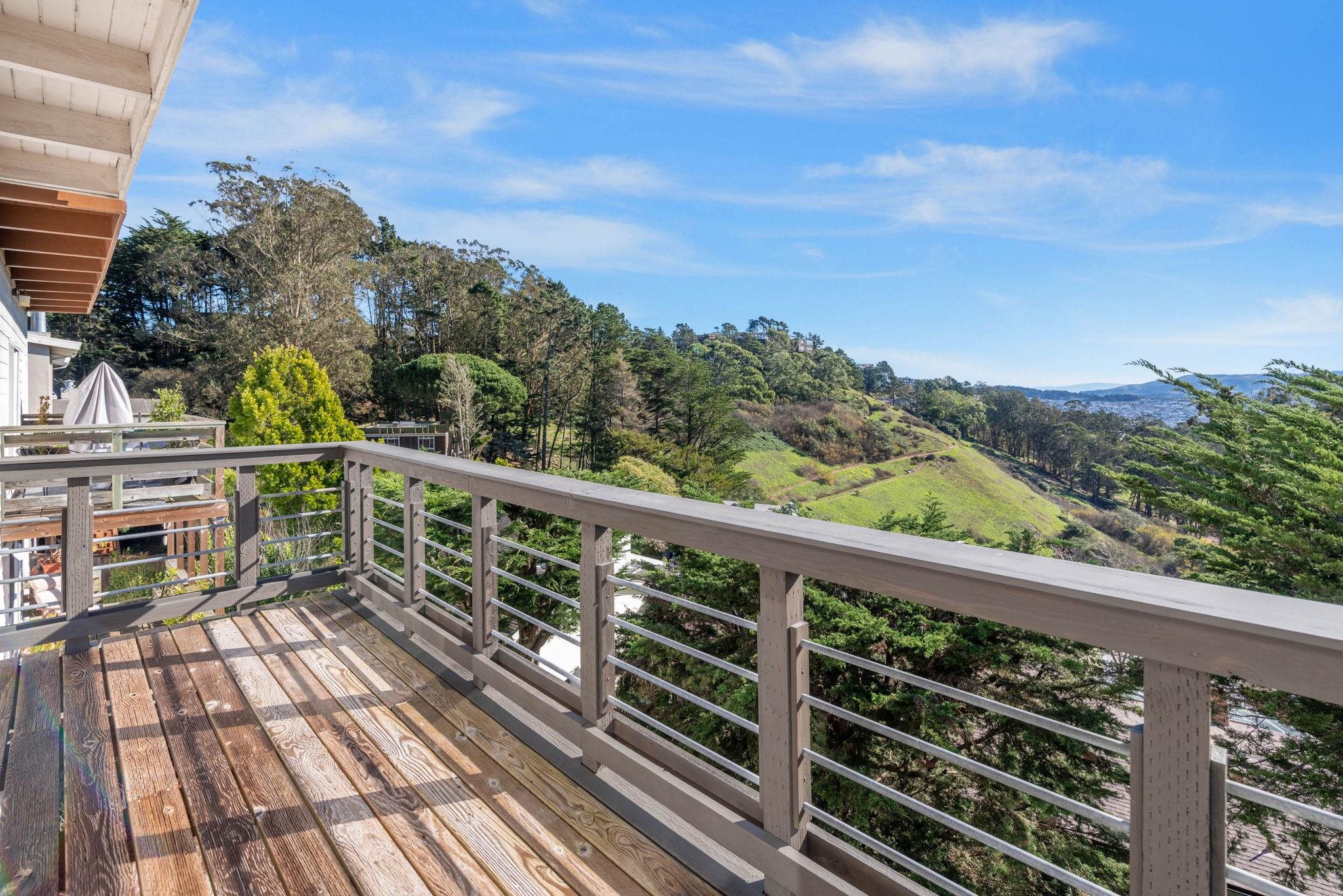 Detail Gallery Image 52 of 60 For 260 Amber Dr, San Francisco,  CA 94131 - 5 Beds | 3 Baths