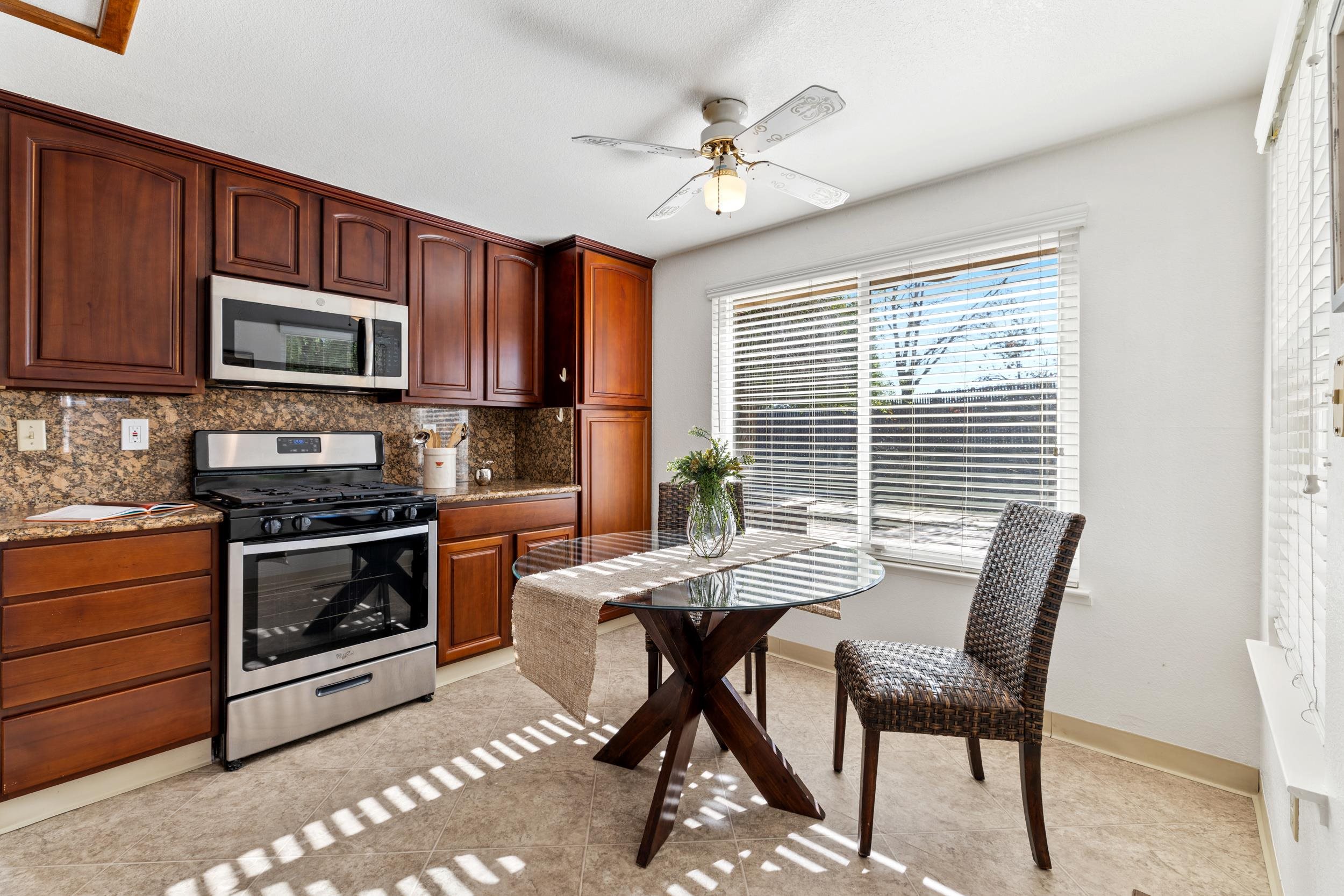 Detail Gallery Image 13 of 40 For 2832 Filbert St, Antioch,  CA 94509 - 3 Beds | 2/1 Baths