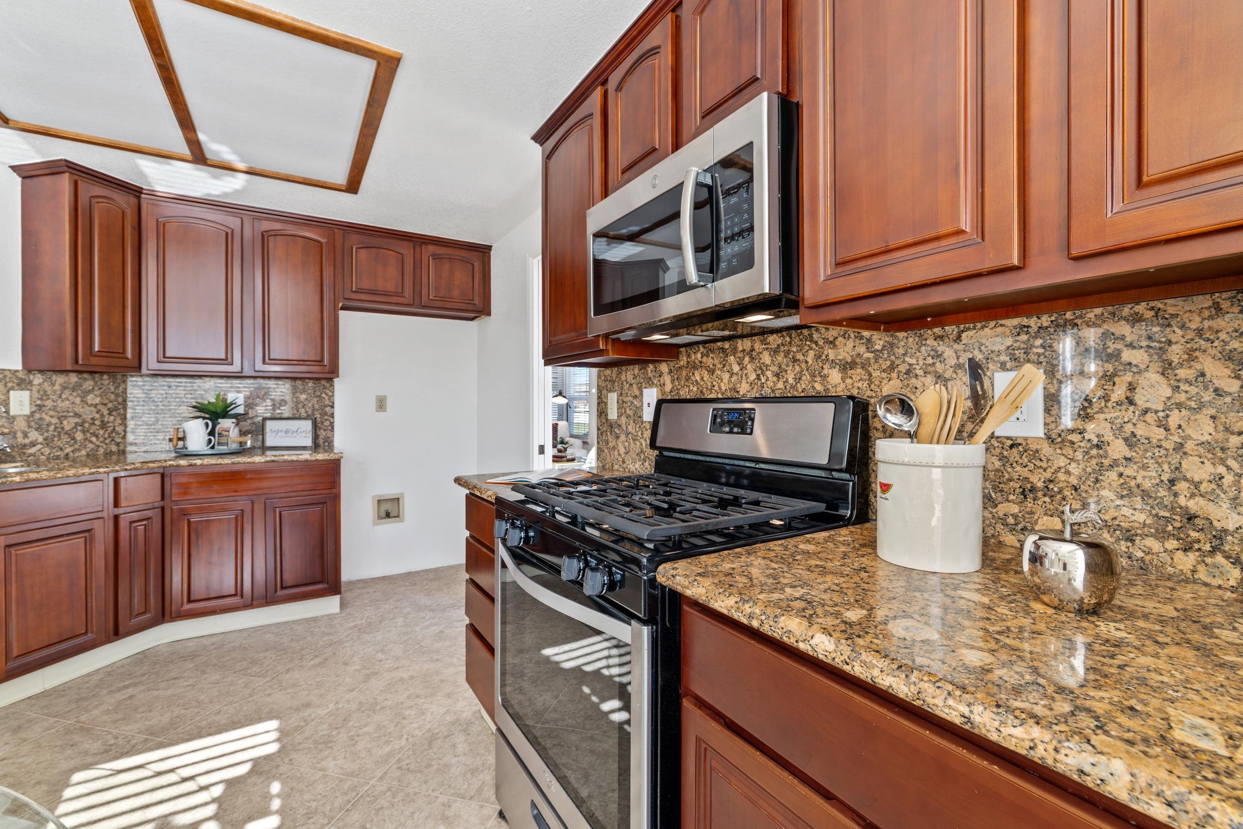 Detail Gallery Image 16 of 40 For 2832 Filbert St, Antioch,  CA 94509 - 3 Beds | 2/1 Baths