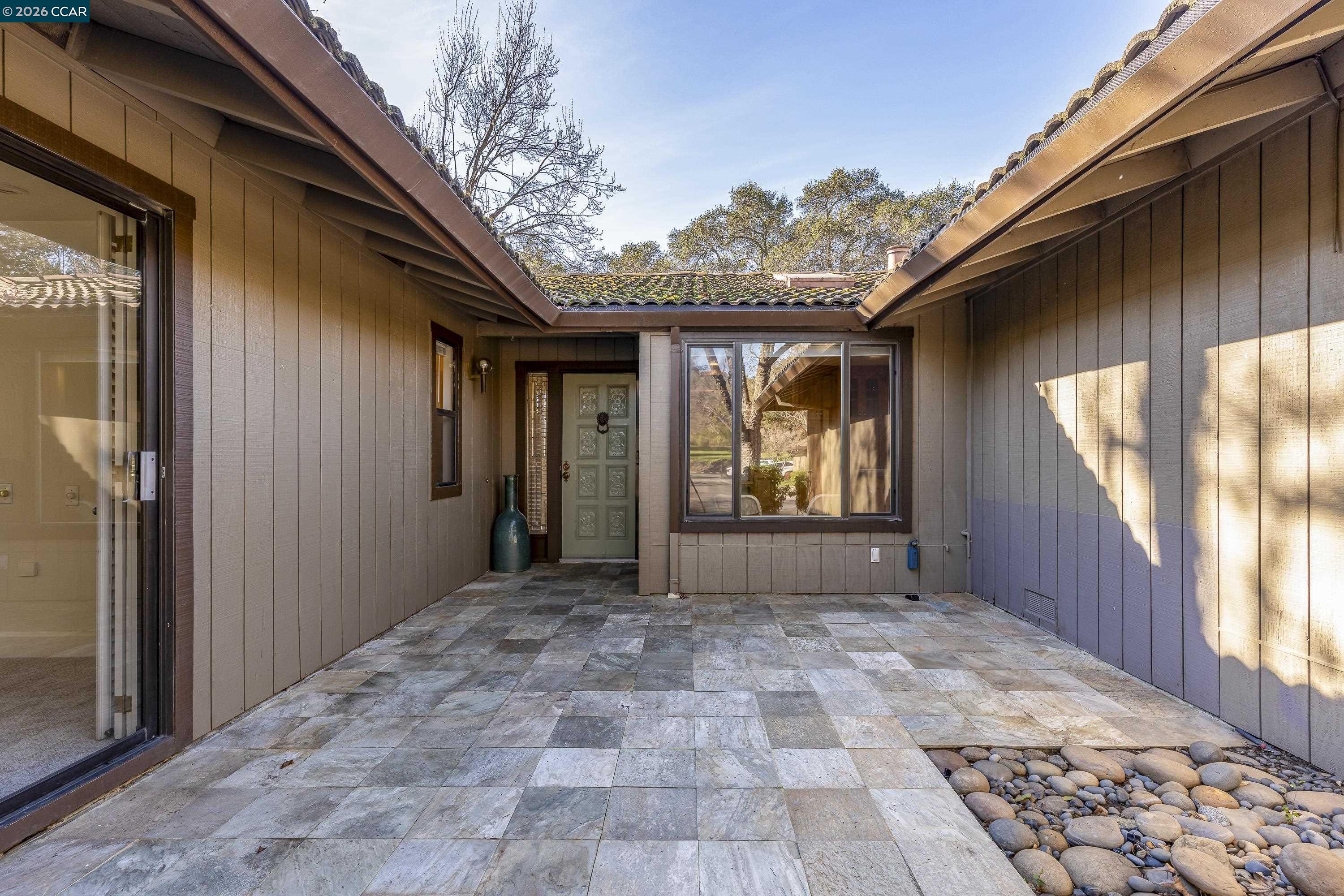 Detail Gallery Image 3 of 60 For 15 Fairway Pl, Fairfield,  CA 94534 - 2 Beds | 2 Baths