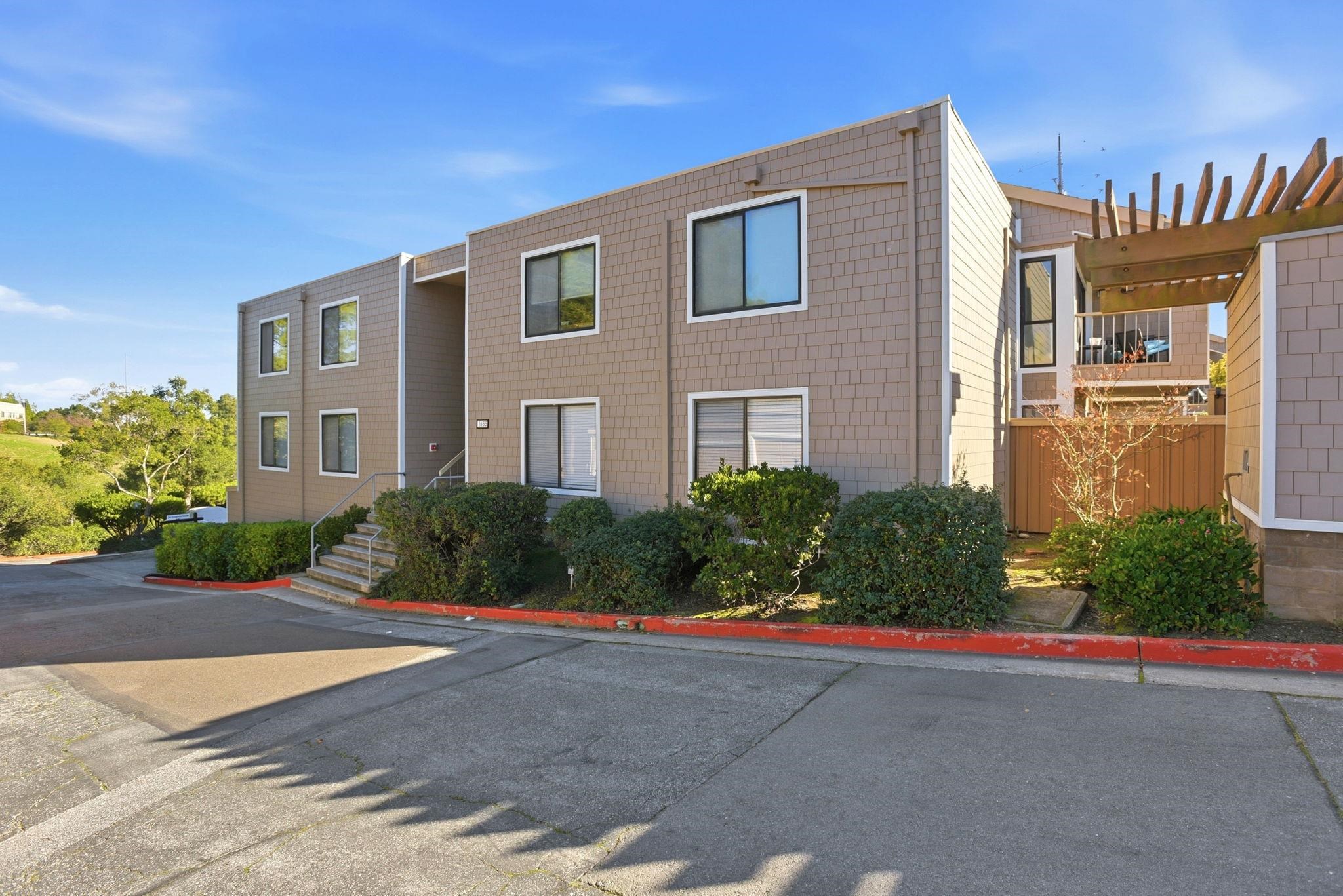 Detail Gallery Image 38 of 39 For 1685 Bayridge Way #208,  San Mateo,  CA 94402 - 2 Beds | 2 Baths