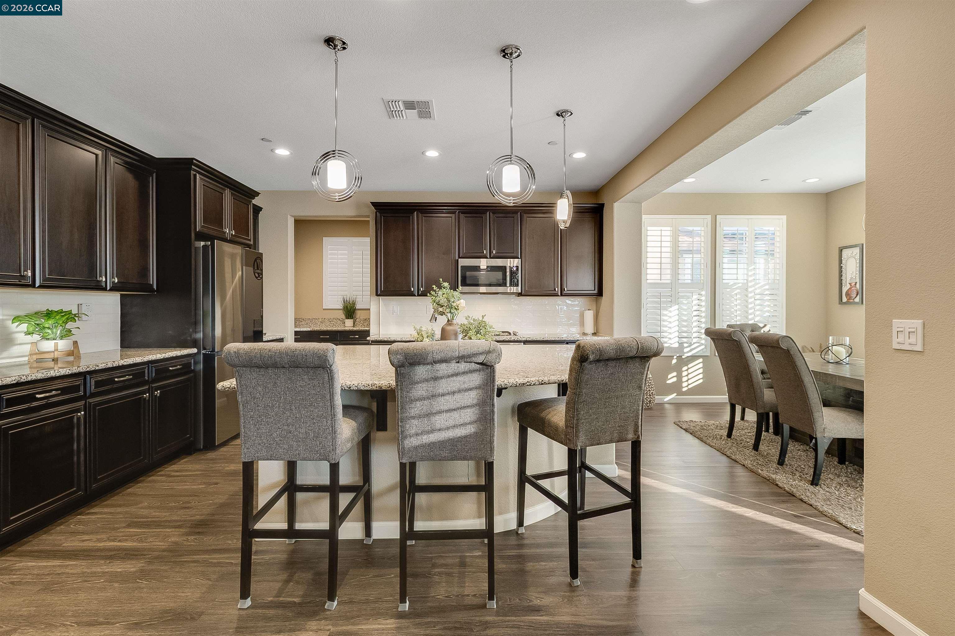 Detail Gallery Image 17 of 58 For 515 W Cherry St, Dixon,  CA 95620 - 4 Beds | 2/1 Baths