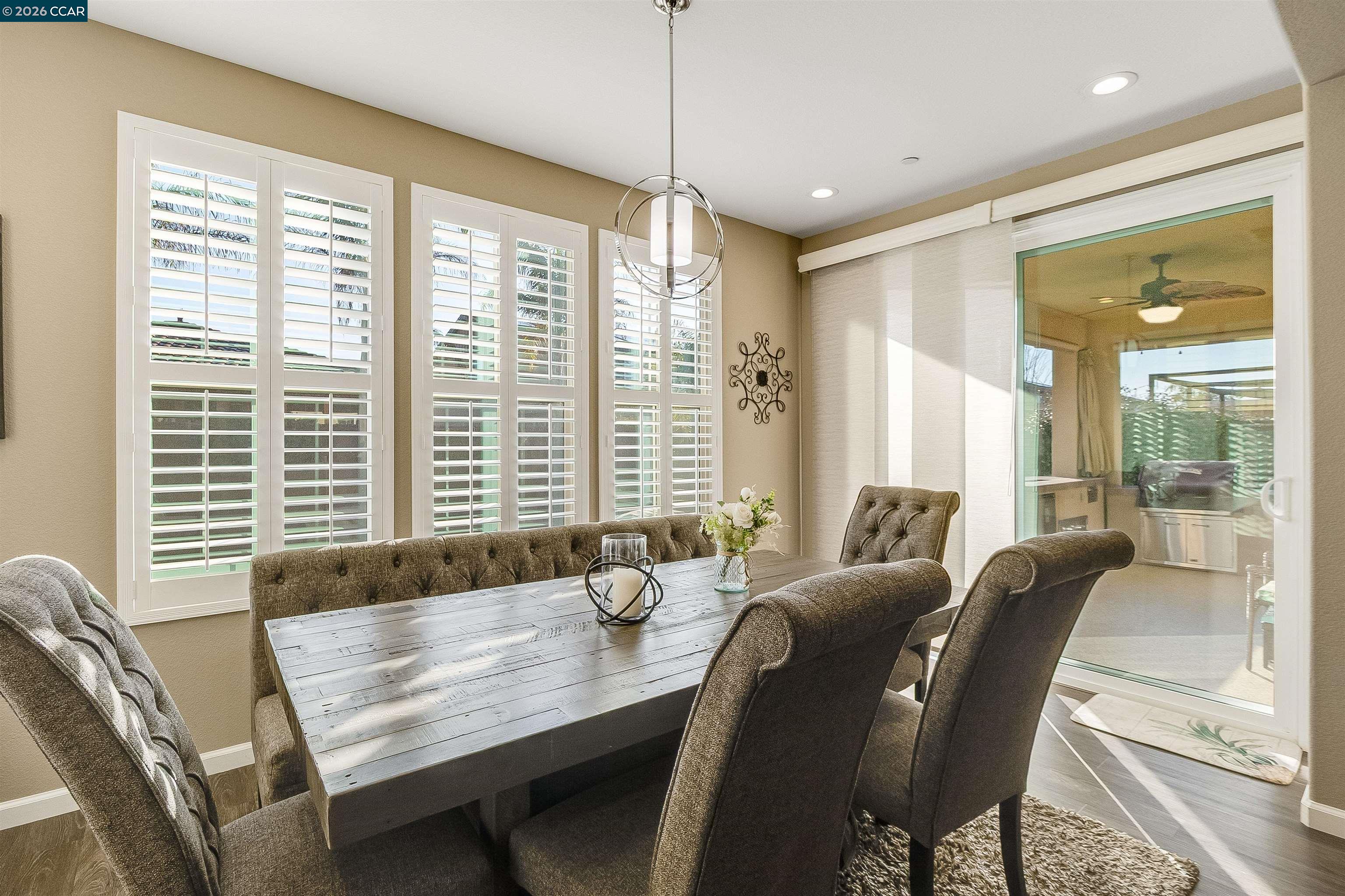 Detail Gallery Image 21 of 58 For 515 W Cherry St, Dixon,  CA 95620 - 4 Beds | 2/1 Baths