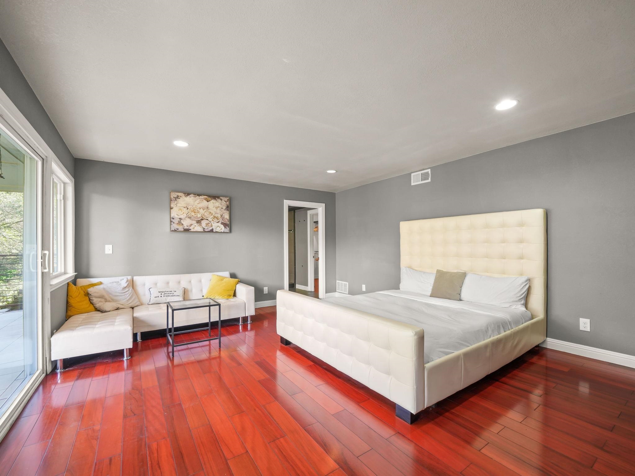 Detail Gallery Image 17 of 48 For 6208 Oakdale Ave, Oakland,  CA 94605 - 4 Beds | 3 Baths