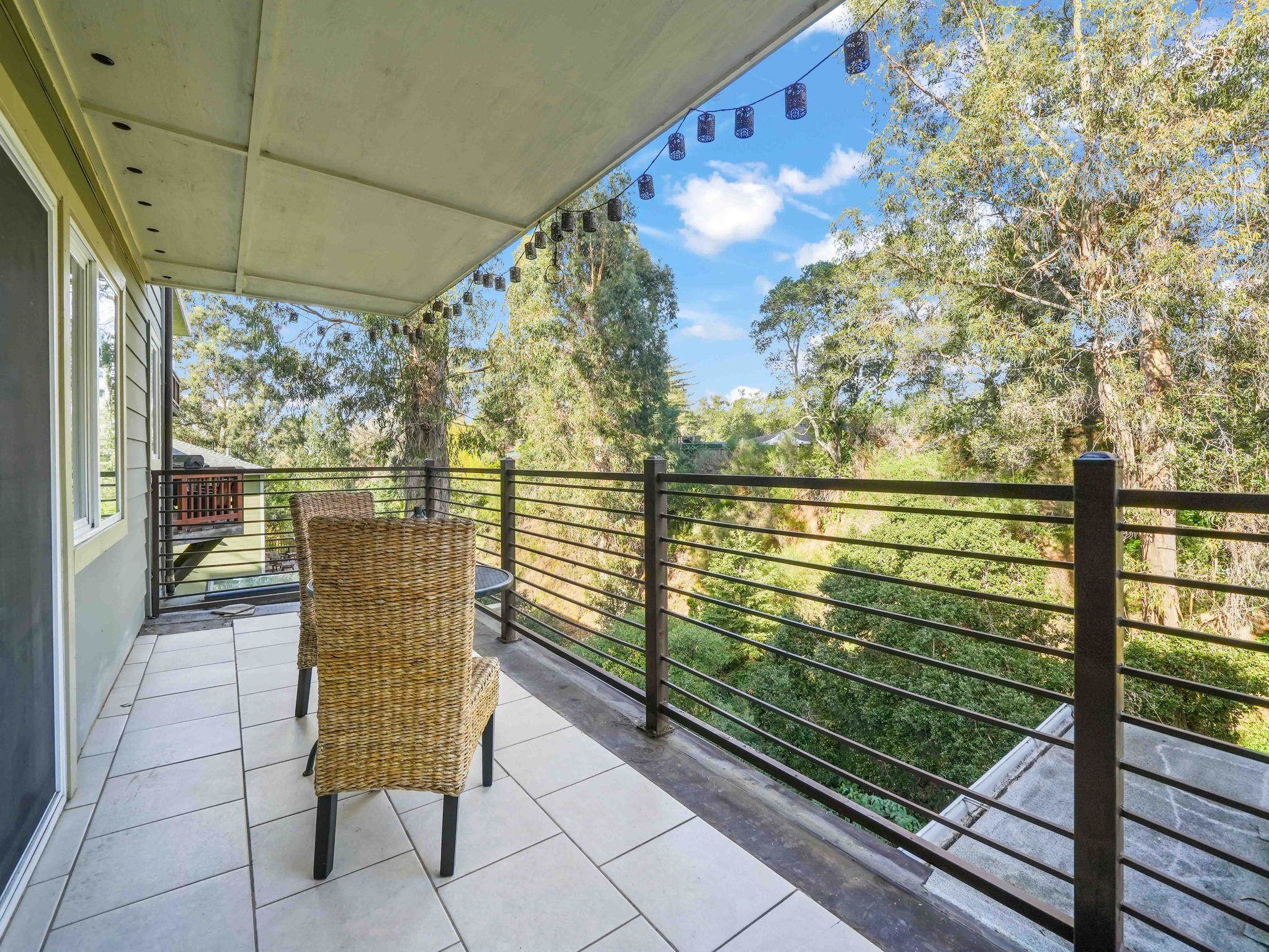 Detail Gallery Image 21 of 48 For 6208 Oakdale Ave, Oakland,  CA 94605 - 4 Beds | 3 Baths