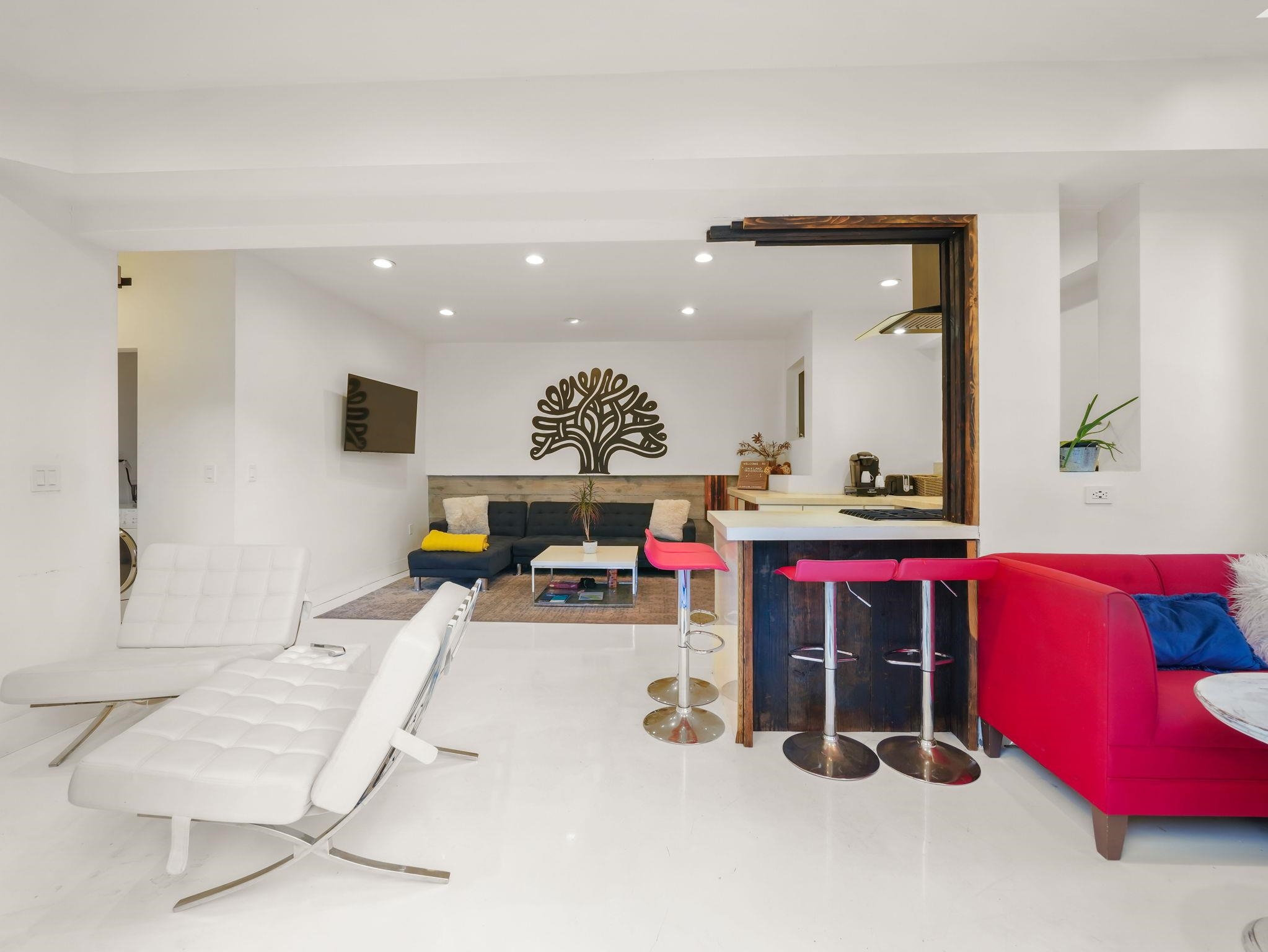 Detail Gallery Image 27 of 48 For 6208 Oakdale Ave, Oakland,  CA 94605 - 4 Beds | 3 Baths