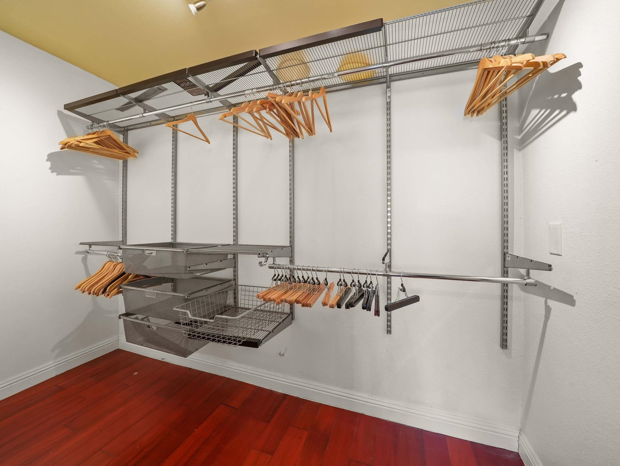 Detail Gallery Image 39 of 48 For 6208 Oakdale Ave, Oakland,  CA 94605 - 4 Beds | 3 Baths