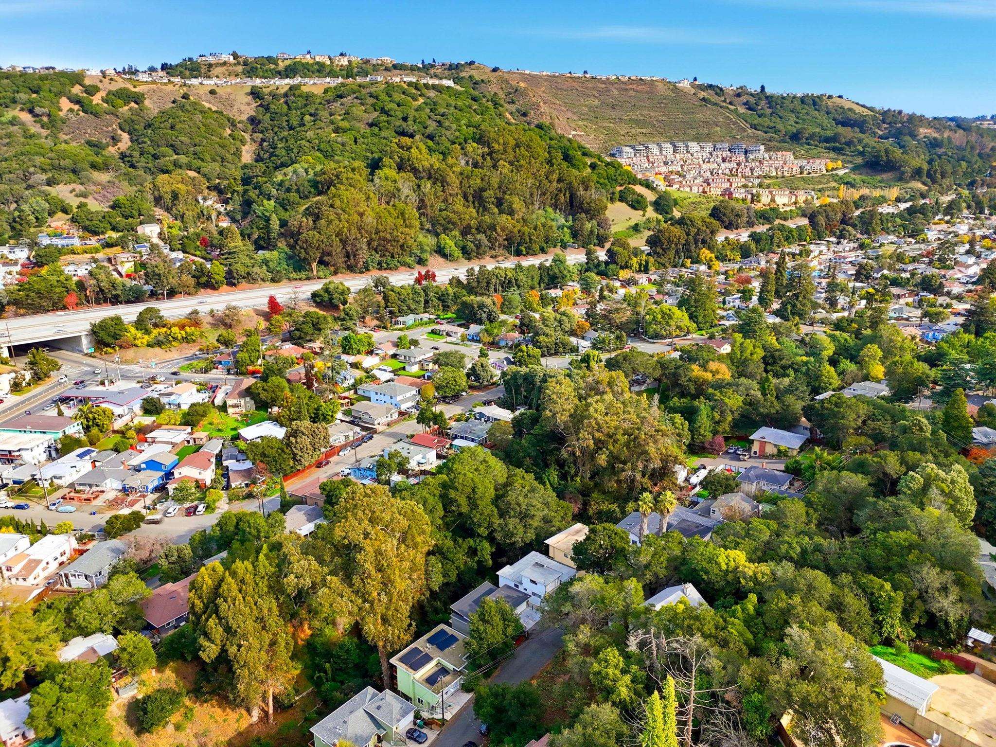 Detail Gallery Image 46 of 48 For 6208 Oakdale Ave, Oakland,  CA 94605 - 4 Beds | 3 Baths
