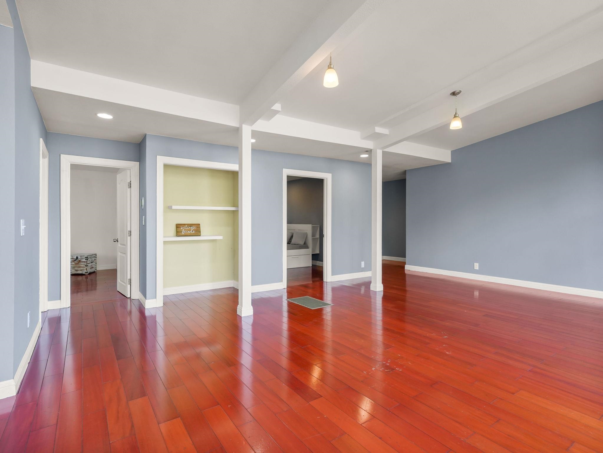 Detail Gallery Image 10 of 48 For 6208 Oakdale Ave, Oakland,  CA 94605 - 4 Beds | 3 Baths