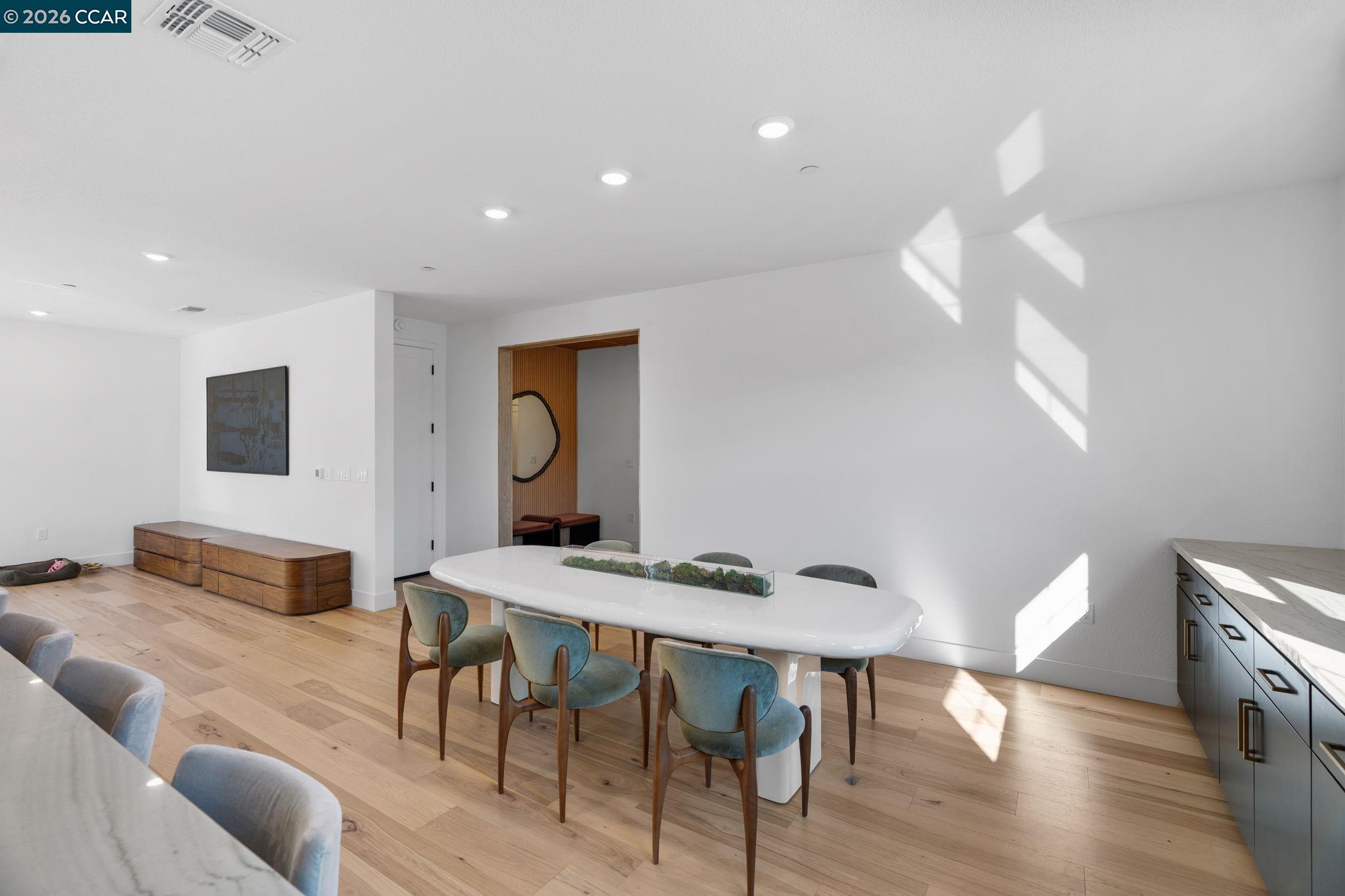 Detail Gallery Image 14 of 58 For 2529 Lake Club Dr, Fairfield,  CA 94533 - 4 Beds | 3/1 Baths