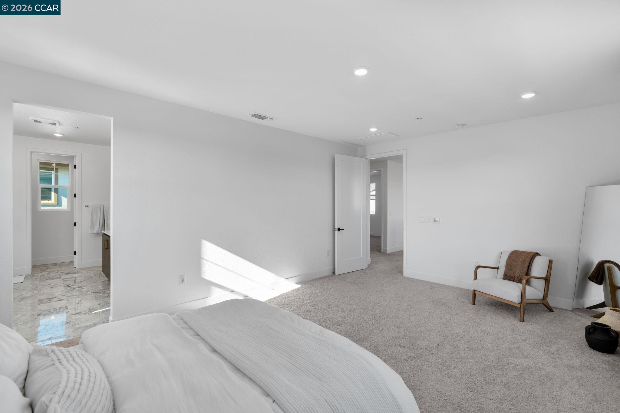 Detail Gallery Image 20 of 58 For 2529 Lake Club Dr, Fairfield,  CA 94533 - 4 Beds | 3/1 Baths