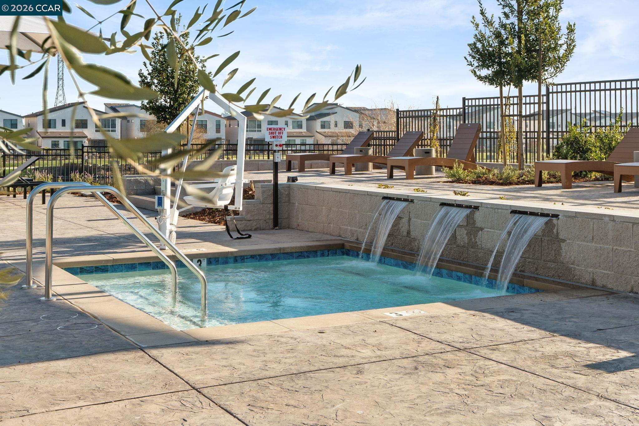 Detail Gallery Image 44 of 58 For 2529 Lake Club Dr, Fairfield,  CA 94533 - 4 Beds | 3/1 Baths