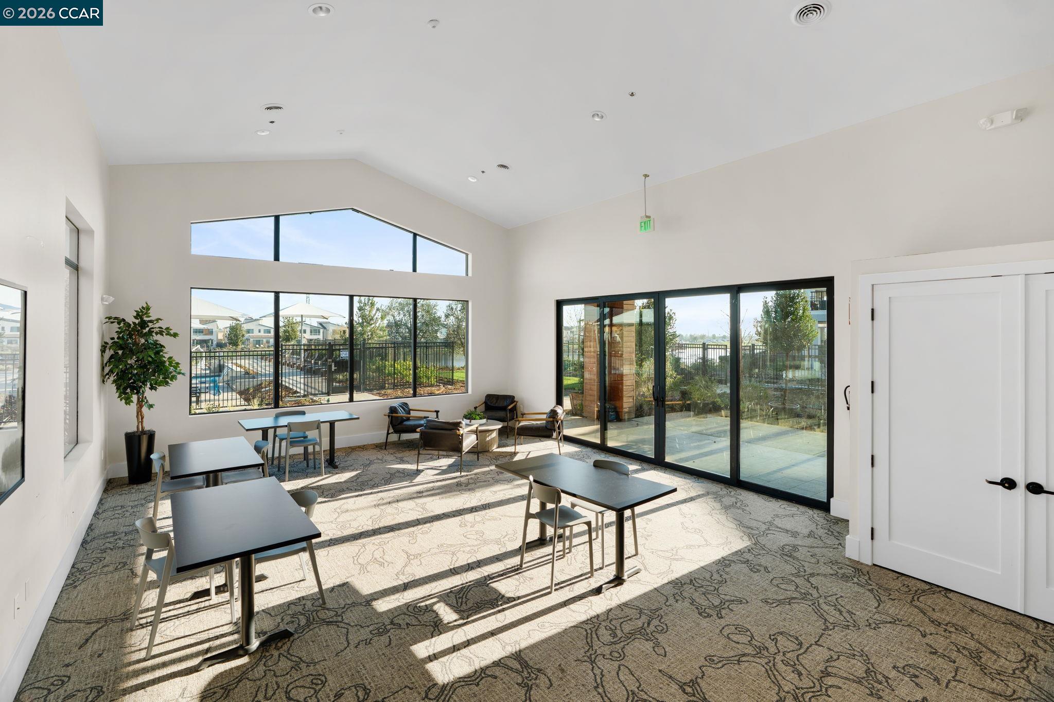 Detail Gallery Image 50 of 58 For 2529 Lake Club Dr, Fairfield,  CA 94533 - 4 Beds | 3/1 Baths