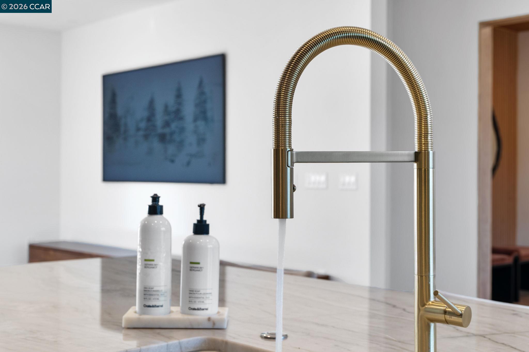 Detail Gallery Image 9 of 58 For 2529 Lake Club Dr, Fairfield,  CA 94533 - 4 Beds | 3/1 Baths