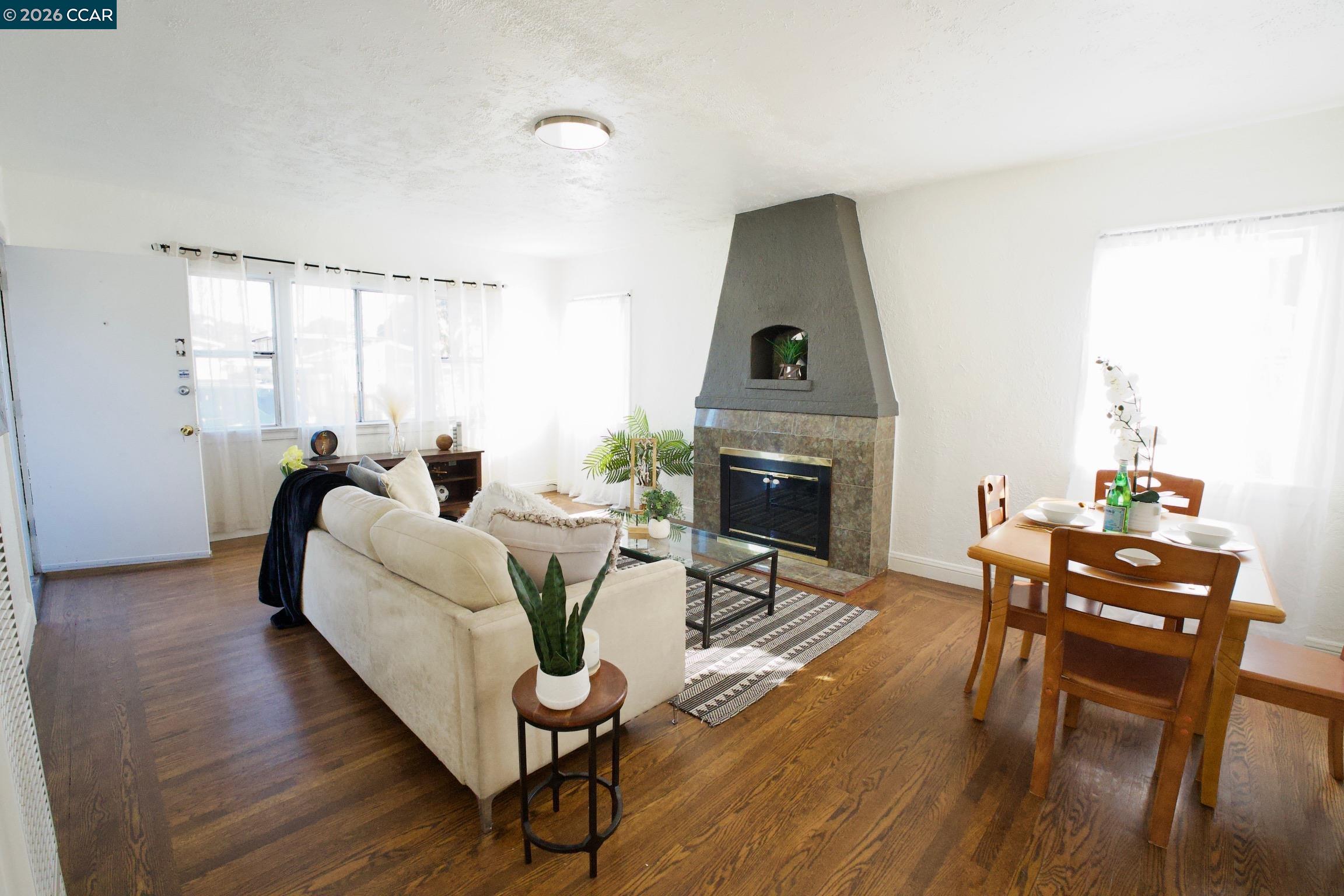 Detail Gallery Image 8 of 28 For 1625 Thrush Ave, San Leandro,  CA 94578 - 2 Beds | 2 Baths