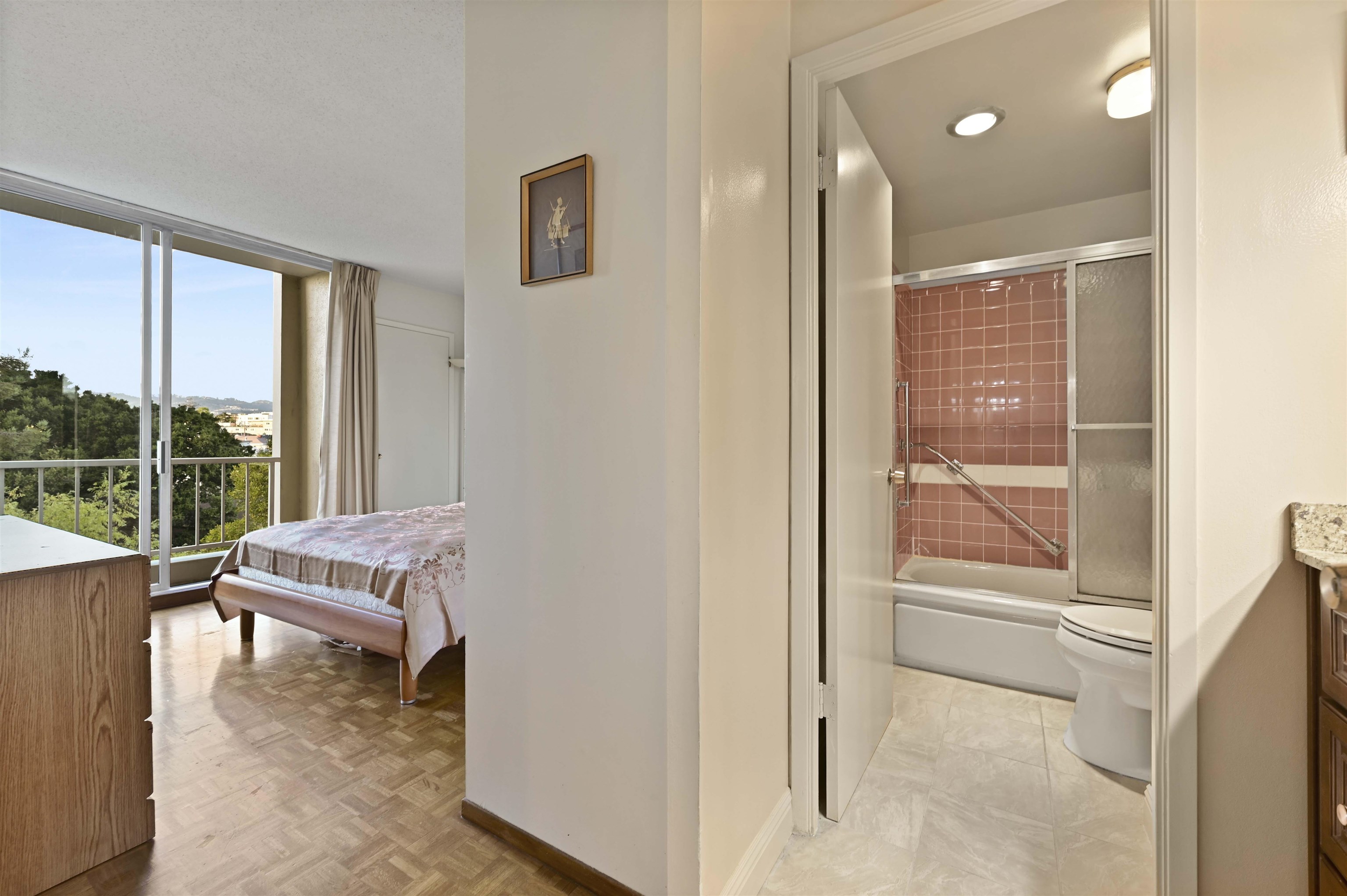 Photo #18: 41121022 Listing: Photo #18