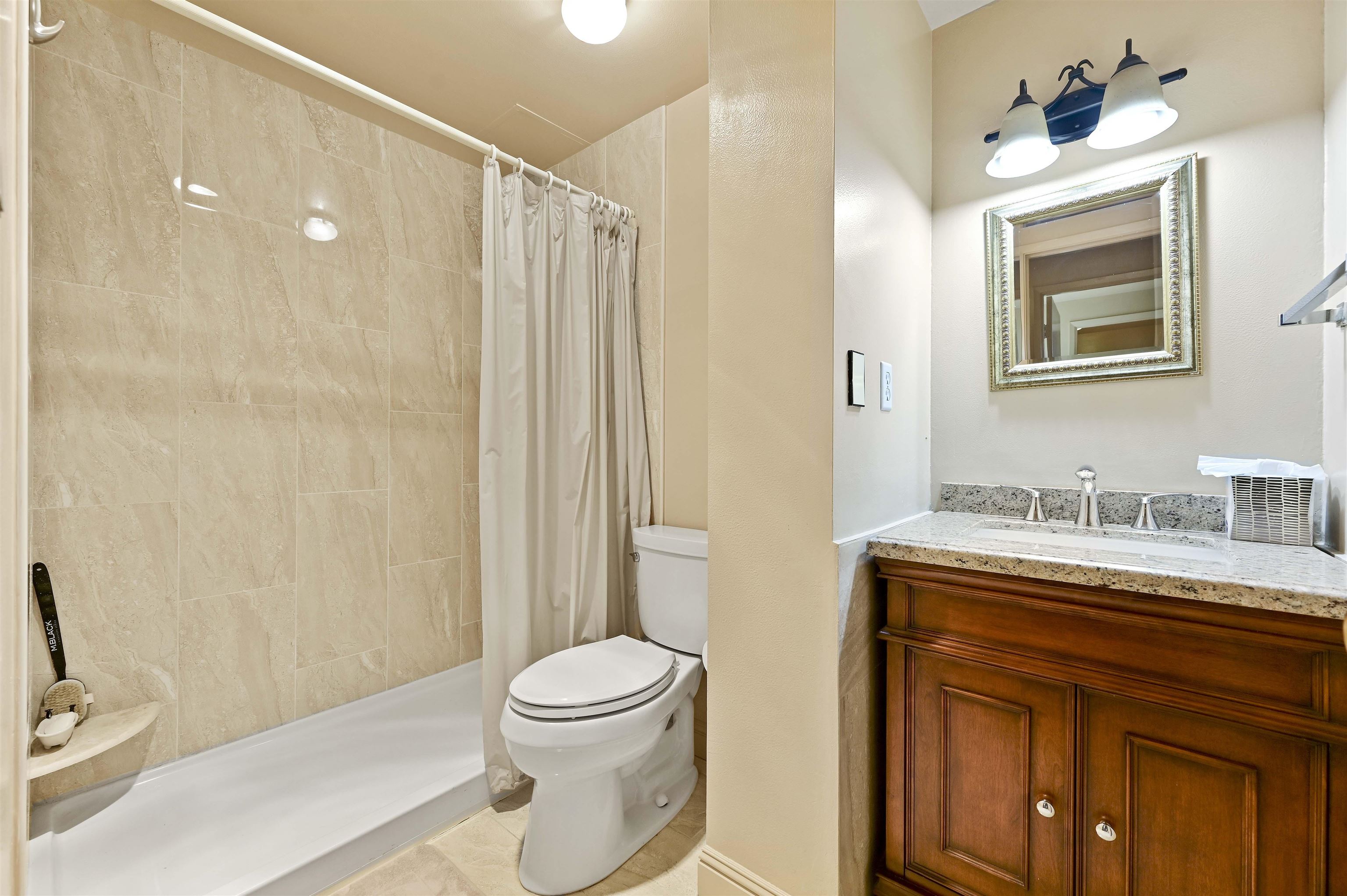 Photo #21: 41121022 Listing: Photo #21