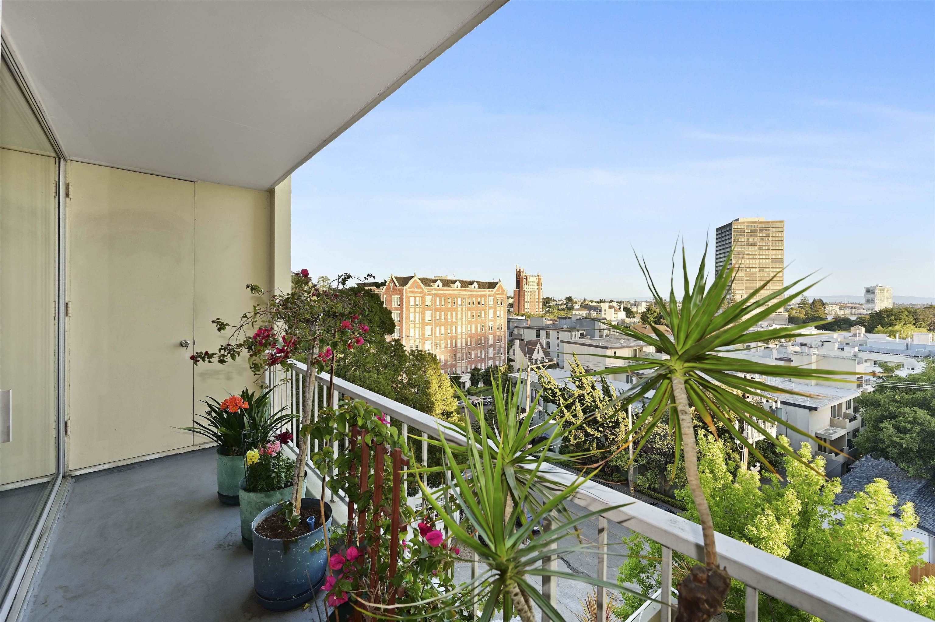 Photo #5: 41121022 Listing: Photo #5