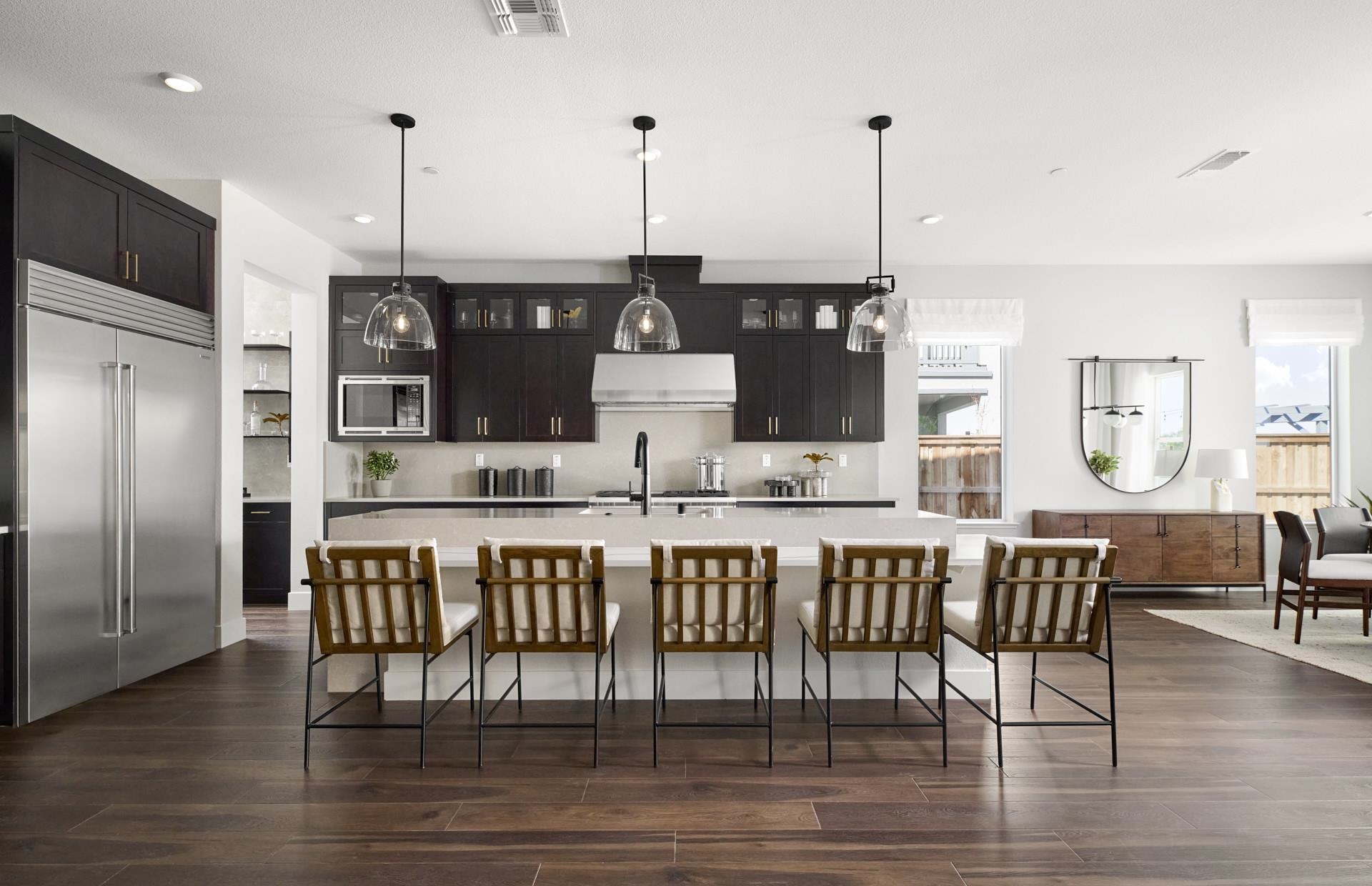 Detail Gallery Image 4 of 14 For 18756 Back Bay Drive, Lathrop,  CA 95330 - 6 Beds | 6/1 Baths