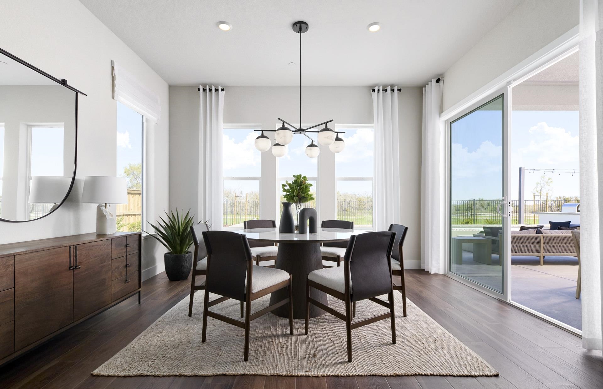 Detail Gallery Image 5 of 14 For 18756 Back Bay Drive, Lathrop,  CA 95330 - 6 Beds | 6/1 Baths