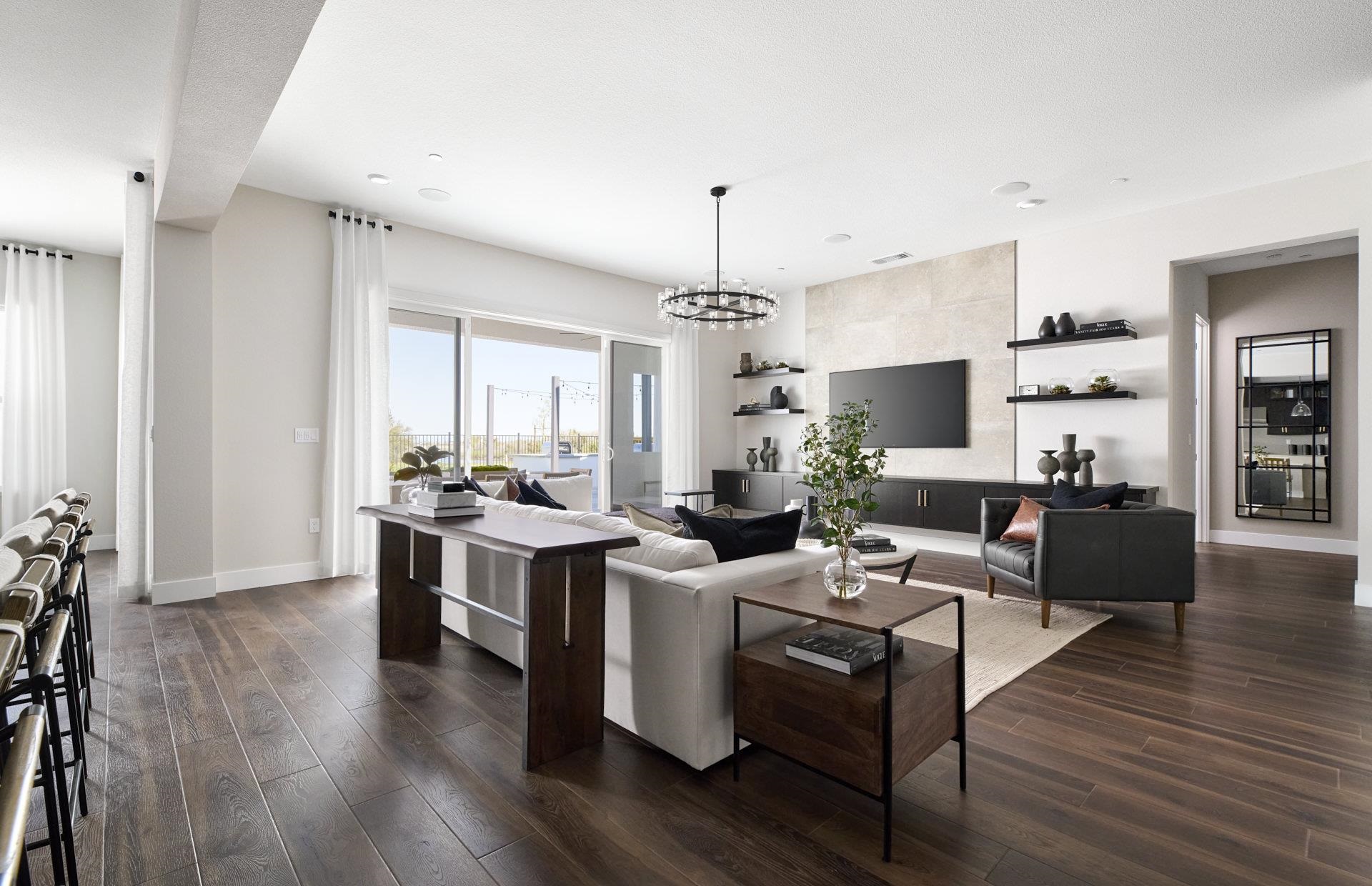 Detail Gallery Image 7 of 14 For 18756 Back Bay Drive, Lathrop,  CA 95330 - 6 Beds | 6/1 Baths