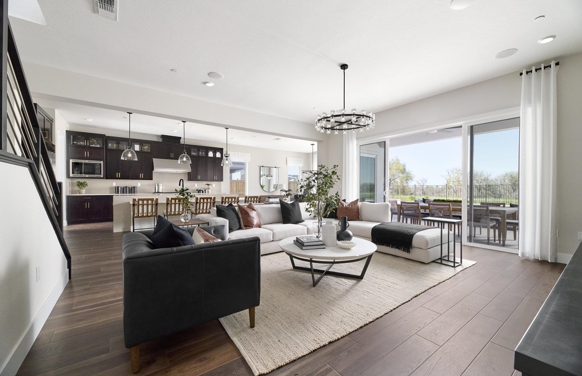 Detail Gallery Image 8 of 14 For 18756 Back Bay Drive, Lathrop,  CA 95330 - 6 Beds | 6/1 Baths