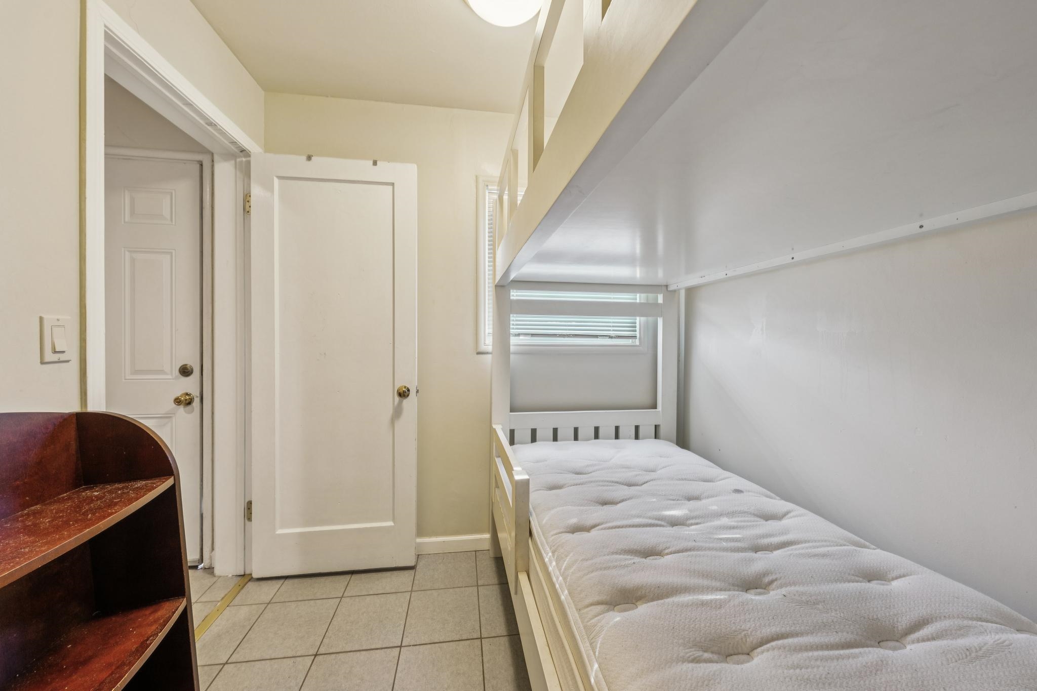 Detail Gallery Image 19 of 24 For 2620 Maricopa Ave, Richmond,  CA 94804 - – Beds | – Baths