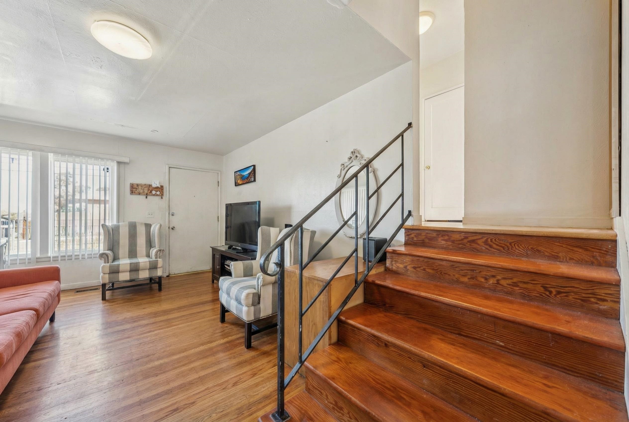 Detail Gallery Image 5 of 24 For 2620 Maricopa Ave, Richmond,  CA 94804 - – Beds | – Baths