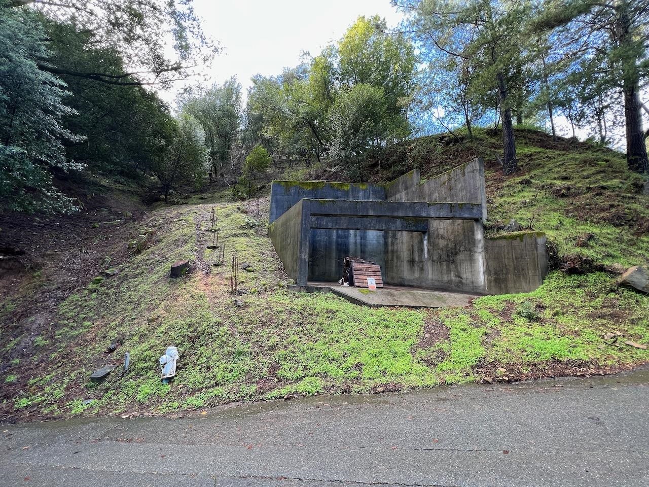 Detail Gallery Image 6 of 15 For 6558 Girvin Dr, Oakland,  CA 94611 - – Beds | – Baths