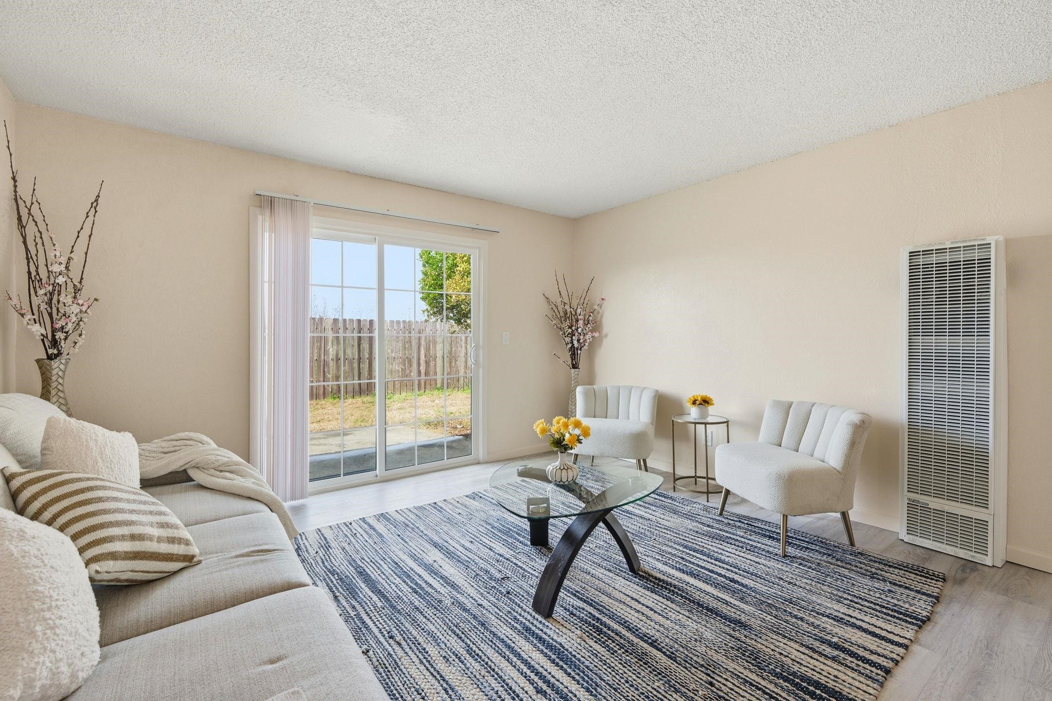 Front Image Thumbnail for EB41121028