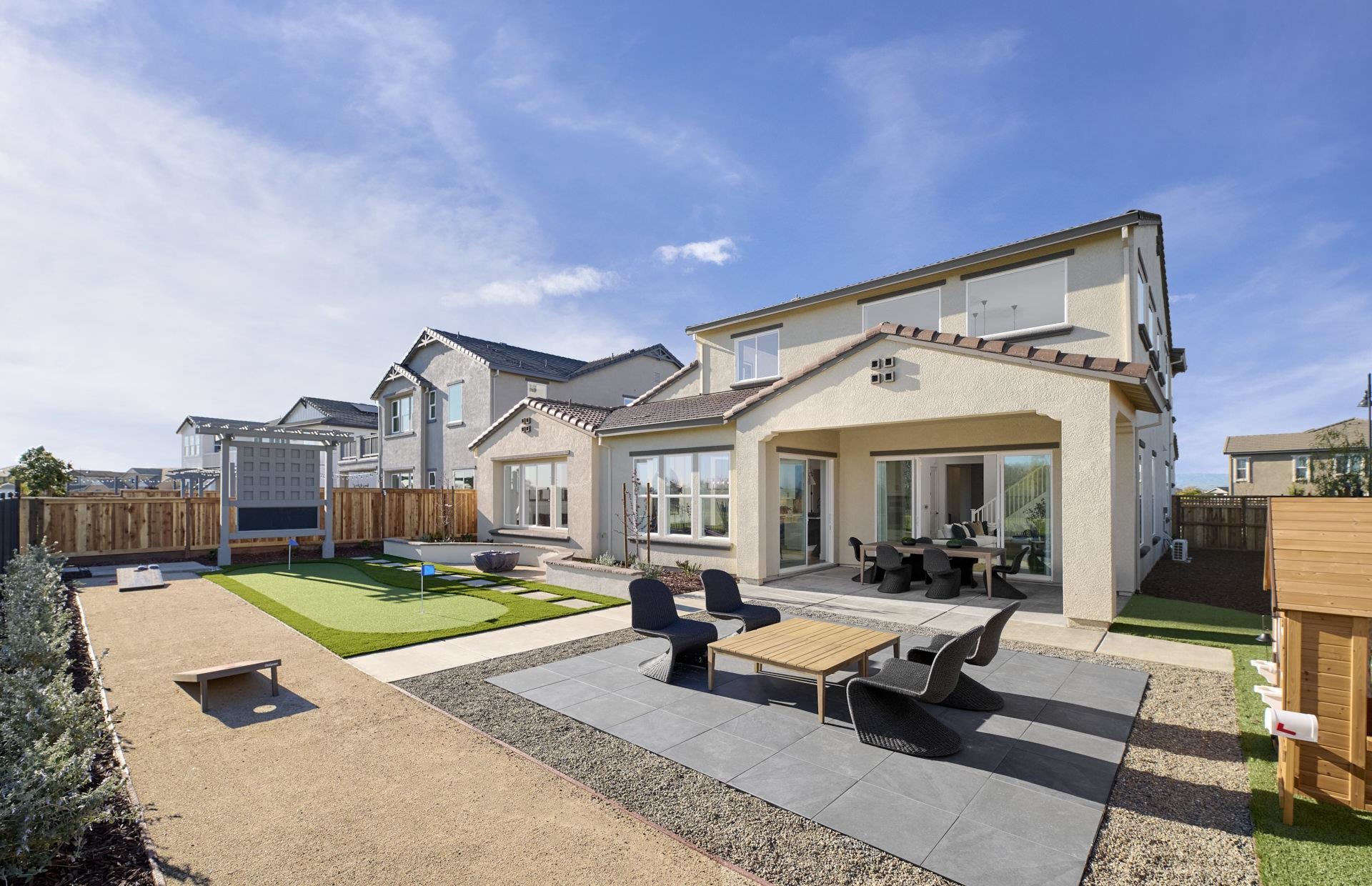 Detail Gallery Image 13 of 14 For 18632 Back Bay Drive, Lathrop,  CA 95330 - 5 Beds | 4/1 Baths