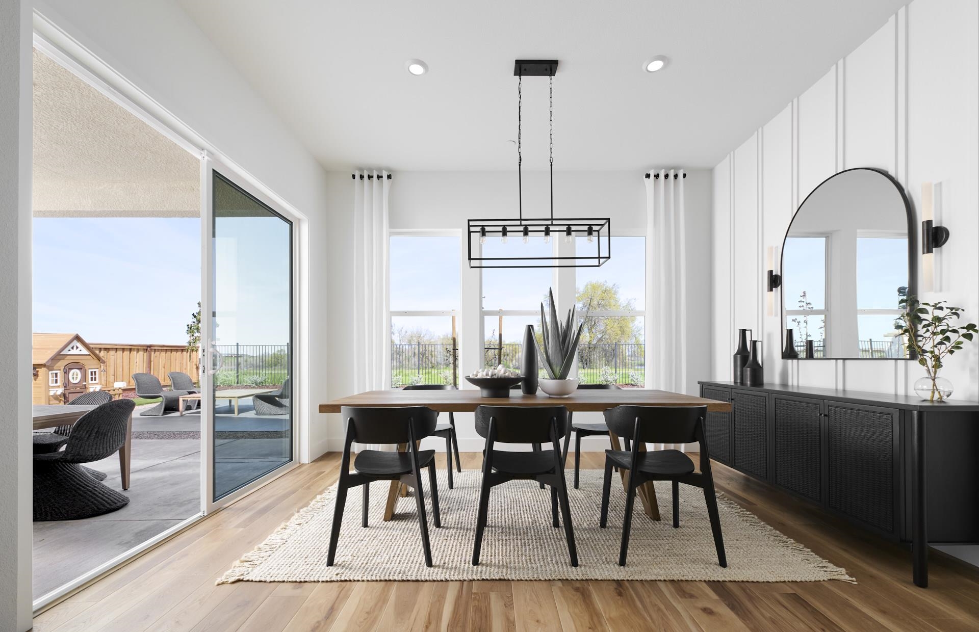 Detail Gallery Image 3 of 14 For 18632 Back Bay Drive, Lathrop,  CA 95330 - 5 Beds | 4/1 Baths