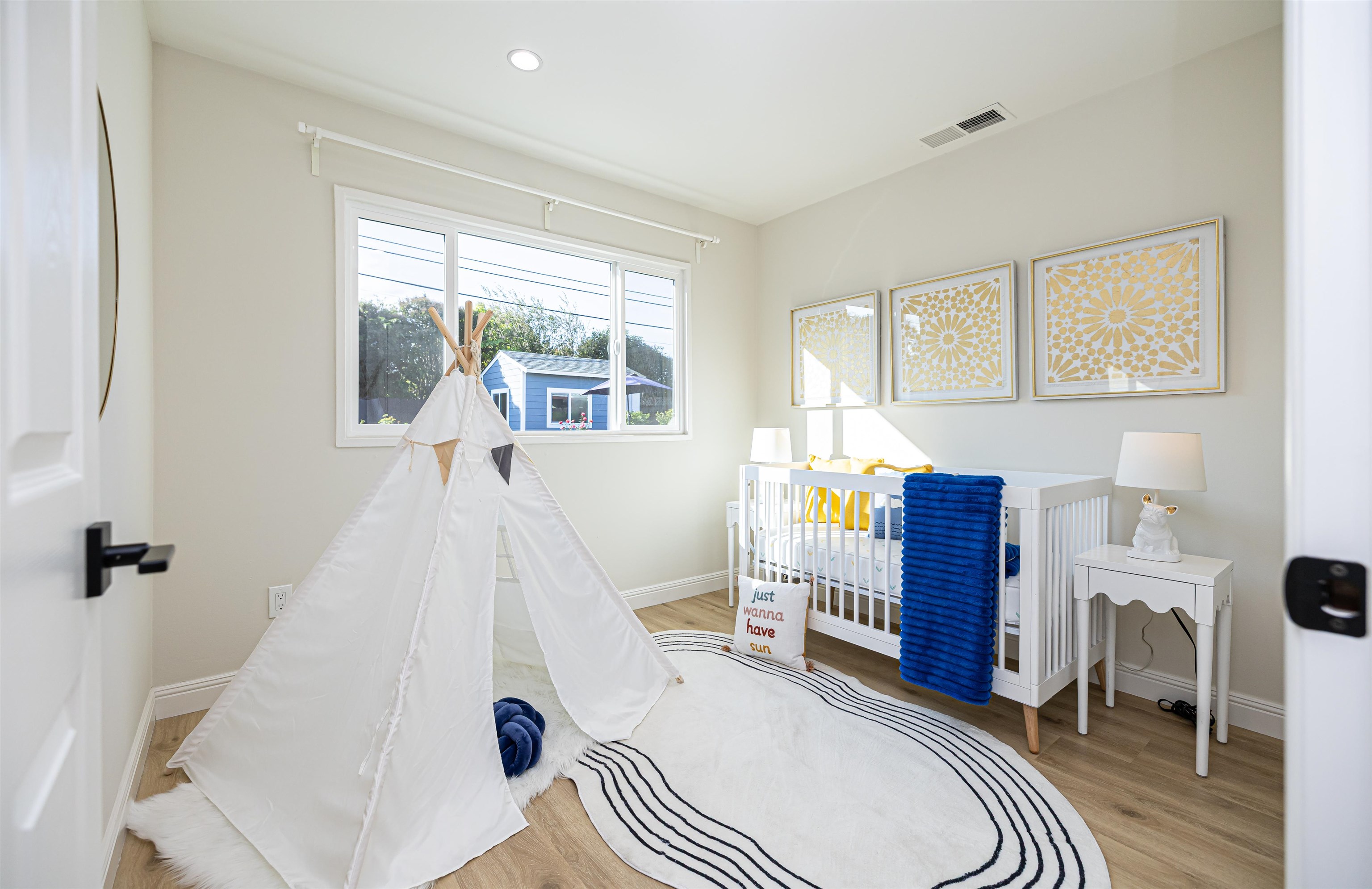 Detail Gallery Image 19 of 22 For 1952 Shoreview Ave, San Mateo,  CA 94401 - 3 Beds | 1 Baths