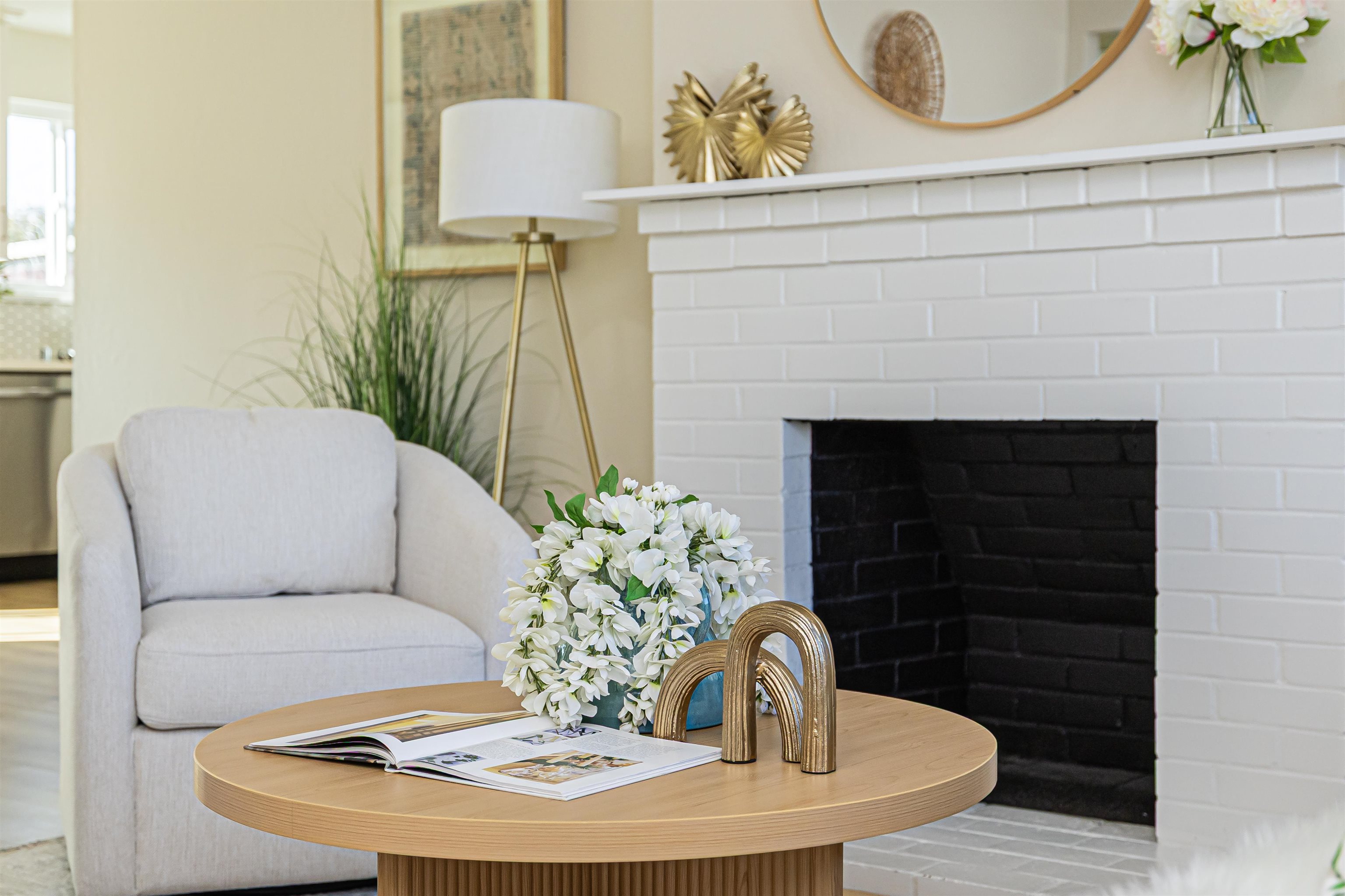 Detail Gallery Image 6 of 22 For 1952 Shoreview Ave, San Mateo,  CA 94401 - 3 Beds | 1 Baths