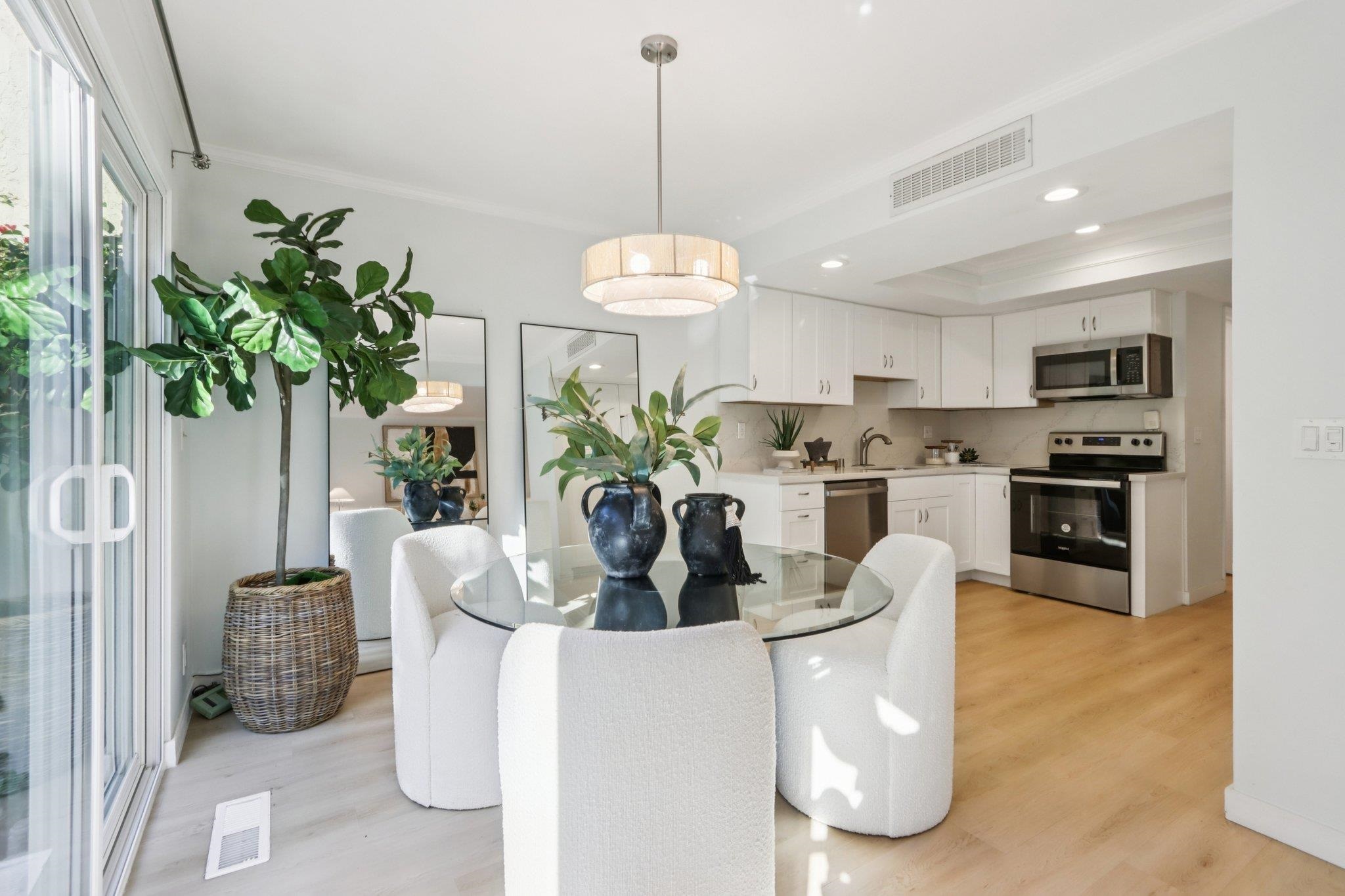 Photo #9: 41121032 Listing: Photo #9