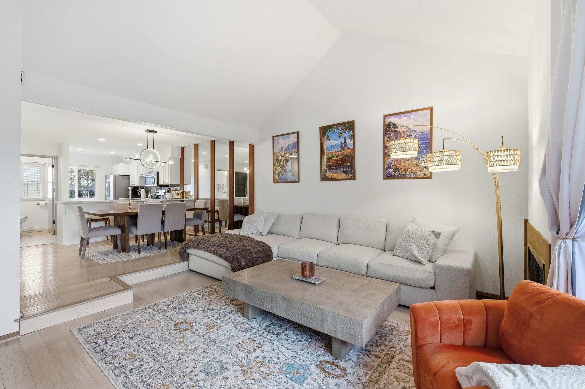 Photo #2: 41121033 Listing: Photo #2