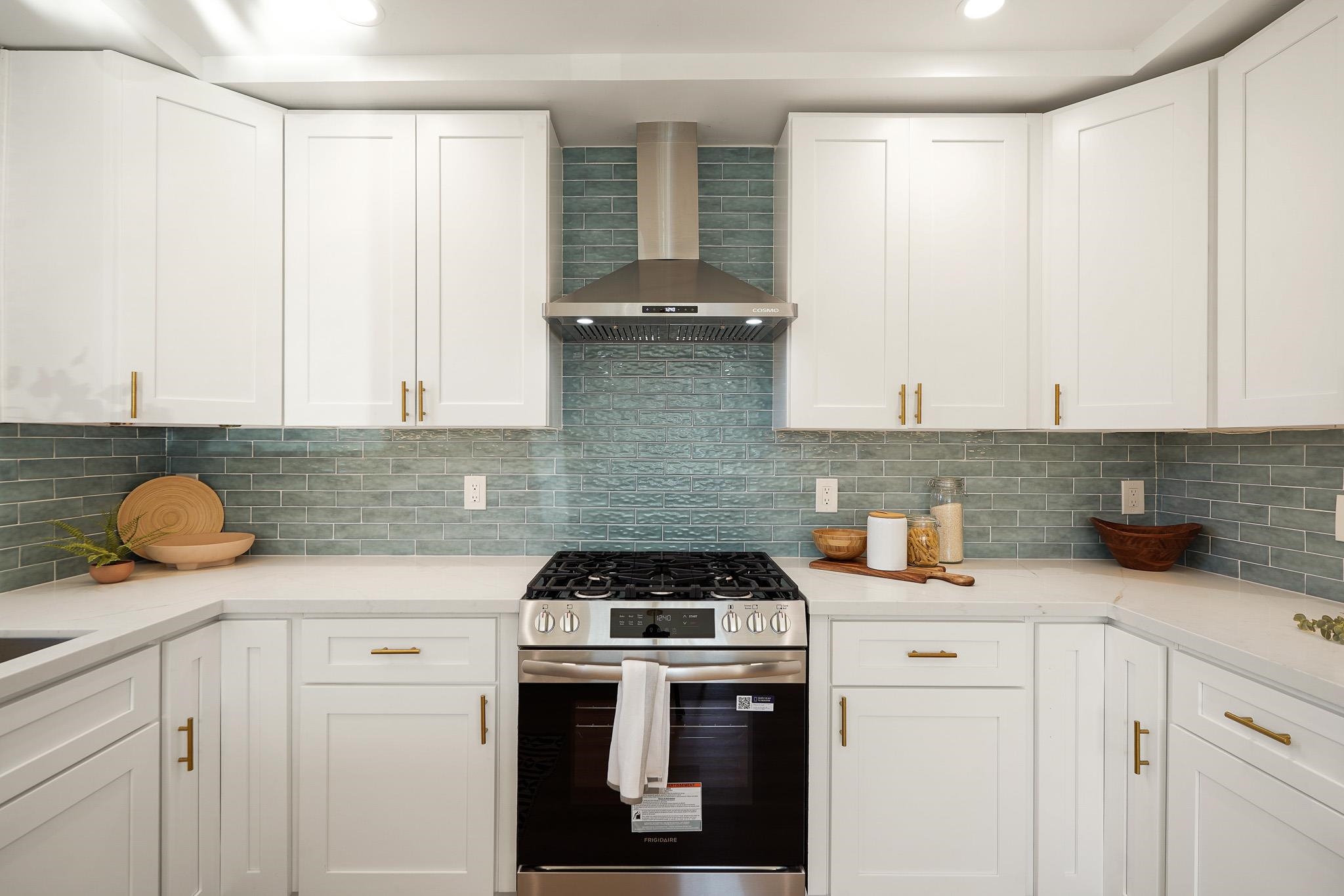 Detail Gallery Image 13 of 45 For 2151 Santa Rita St, Oakland,  CA 94601 - 3 Beds | 2 Baths