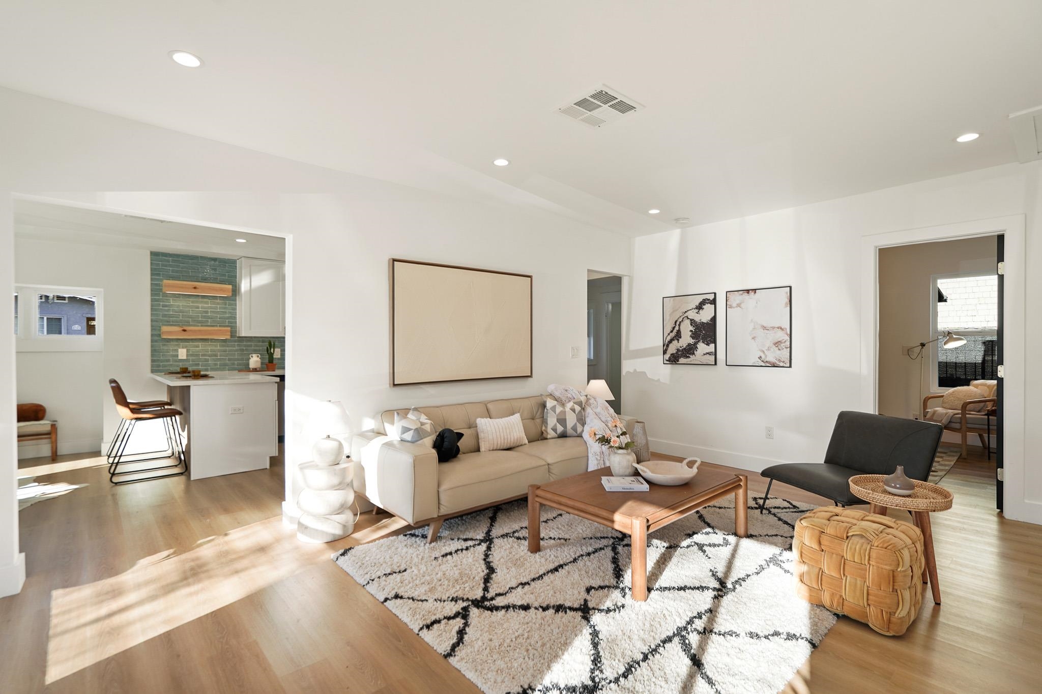 Detail Gallery Image 9 of 45 For 2151 Santa Rita St, Oakland,  CA 94601 - 3 Beds | 2 Baths