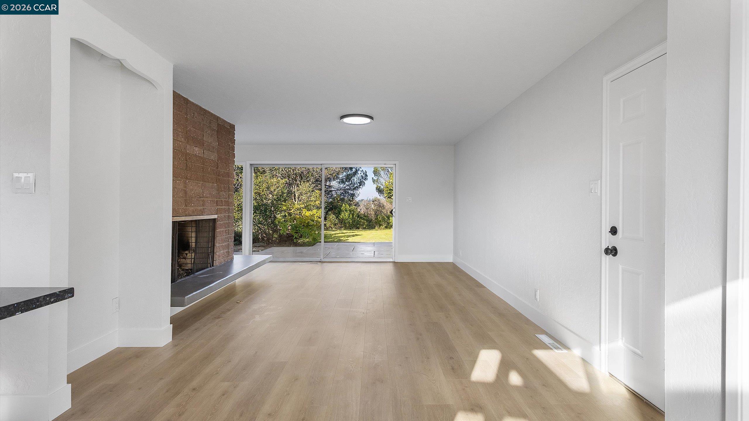 Detail Gallery Image 13 of 46 For 218 Franciscan Dr, Vallejo,  CA 94589 - 3 Beds | 2 Baths